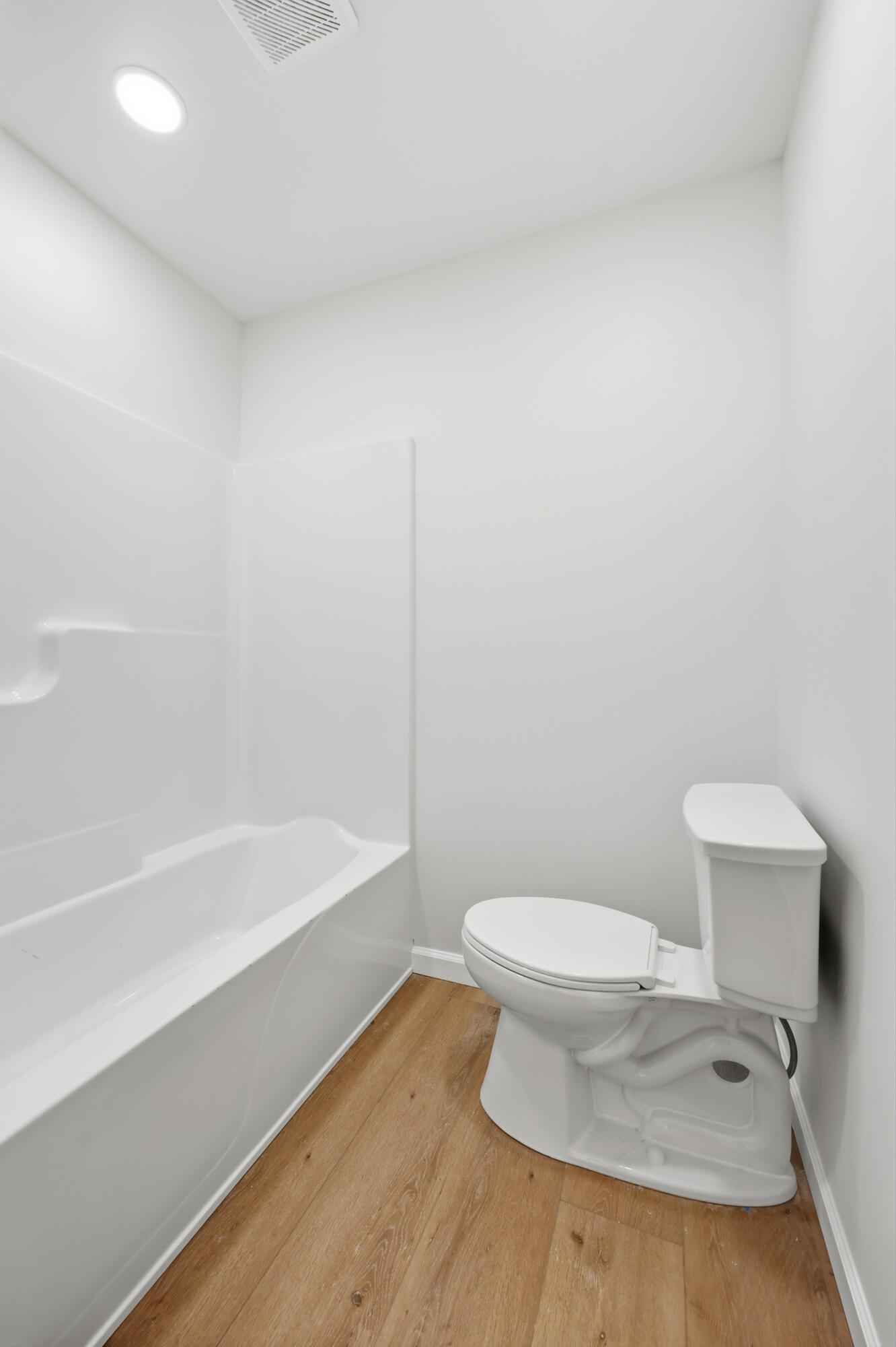 209 Delancey Street Property Photo 17