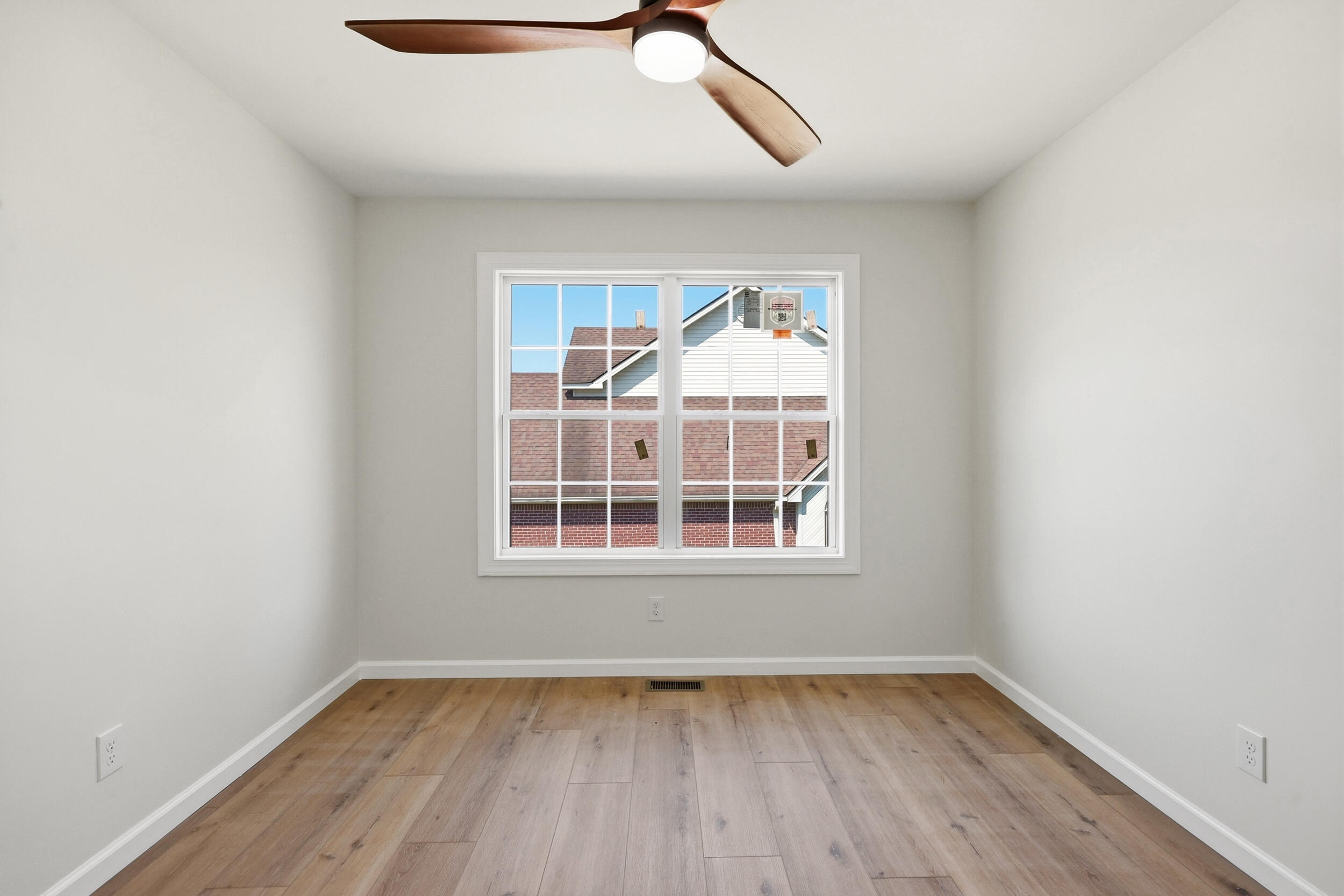 209 Delancey Street Property Photo 18