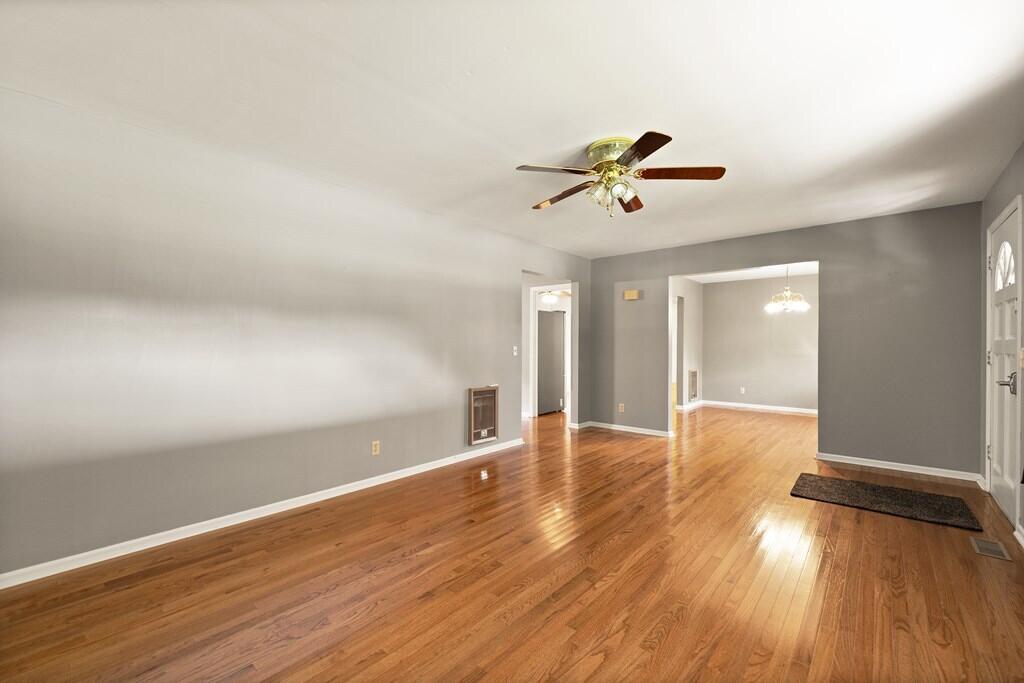 165 Sycamore Loop Property Photo 3