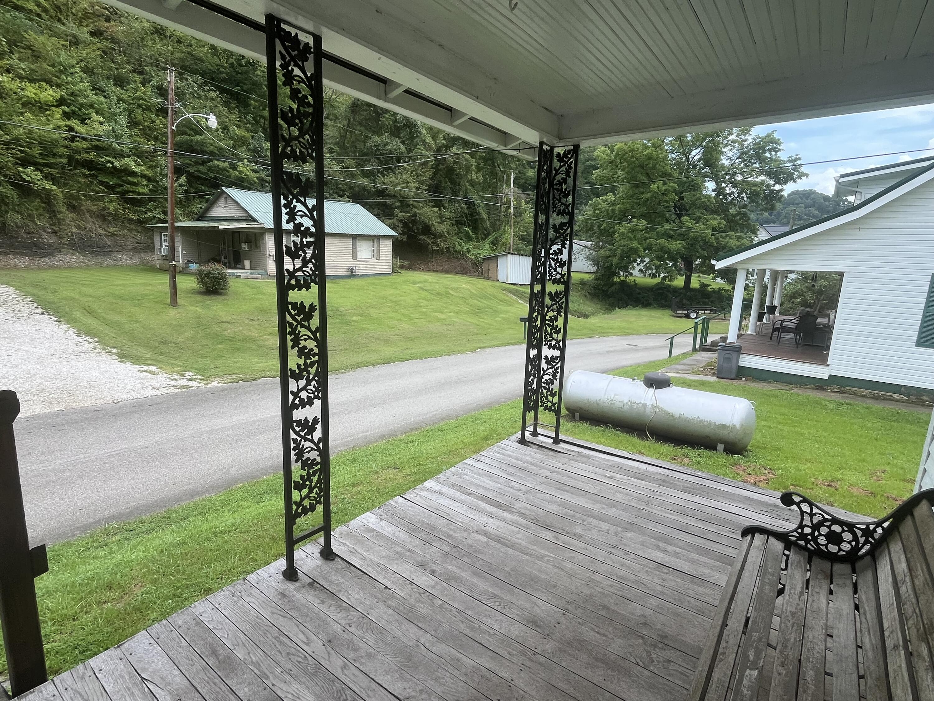 227 Coal Branch Road Property Photo 4