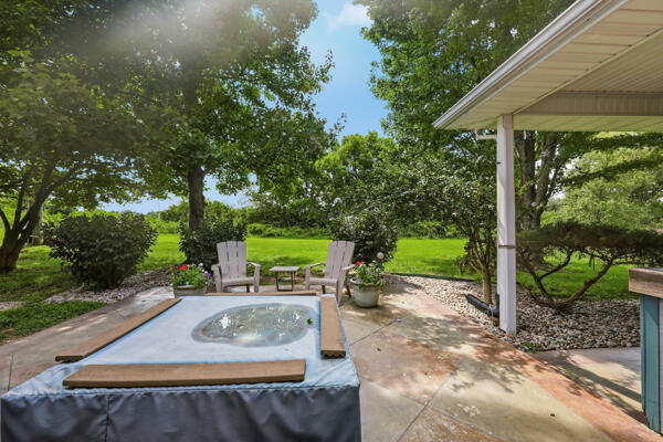 101 Whispering Hills Drive Property Photo 37