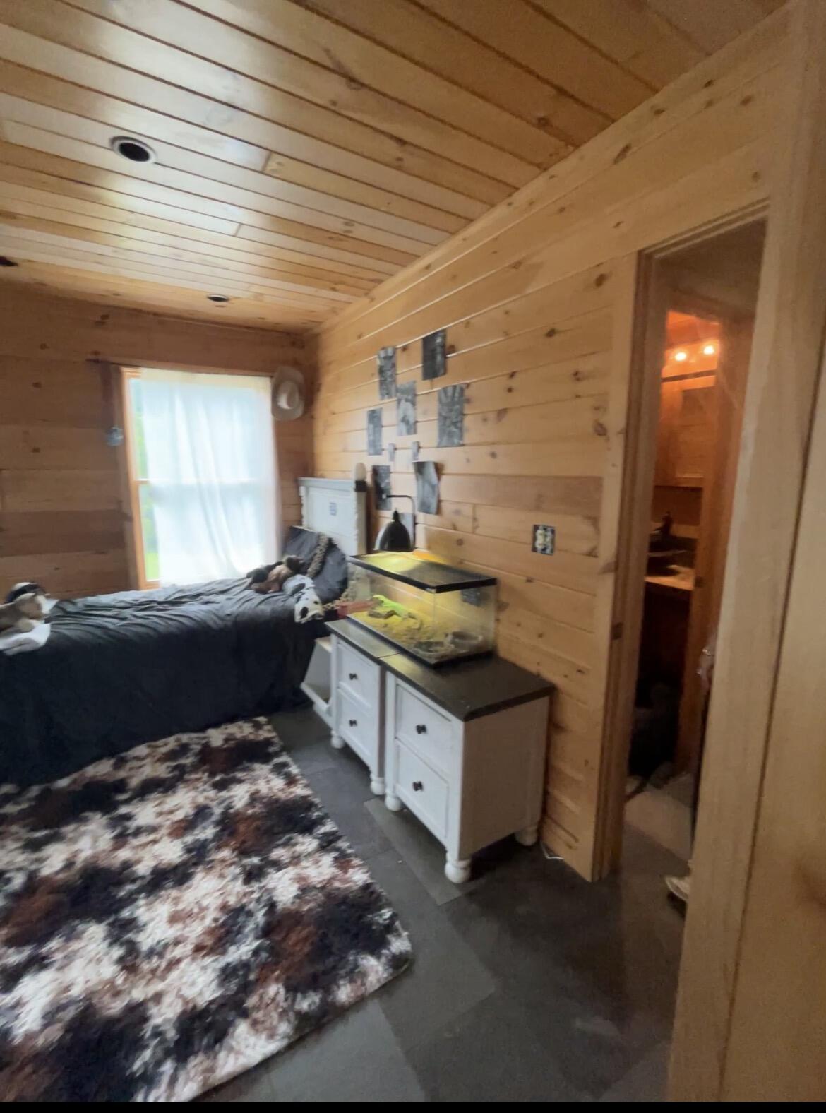 726 Old Brown Road Property Photo 13