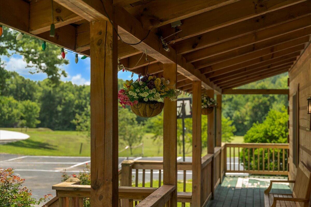 1184 S Fork Road Property Photo 11