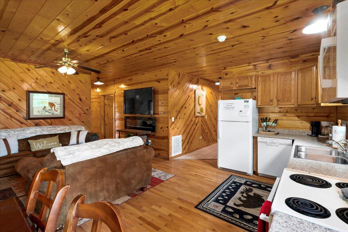 1184 S Fork Road Property Photo 16
