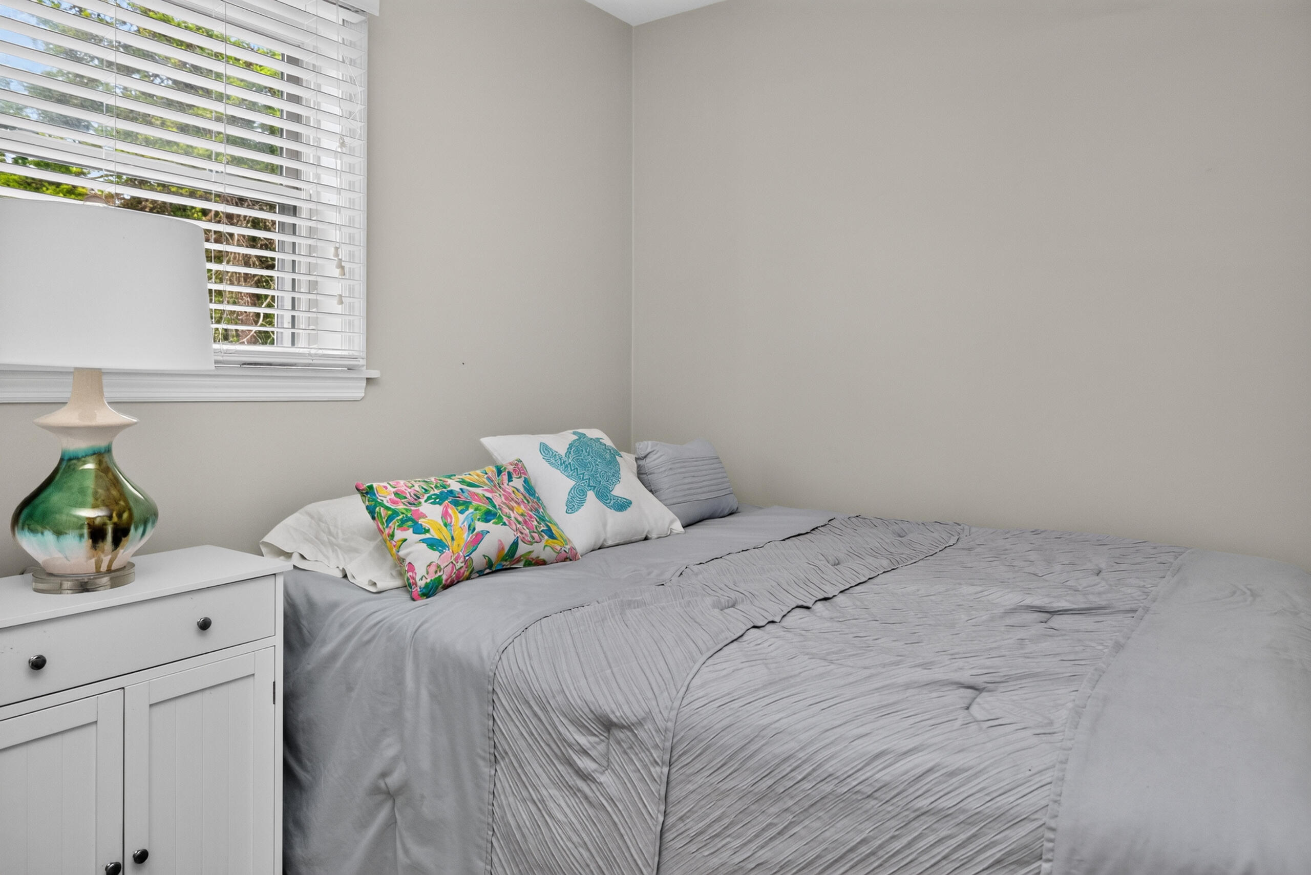 446 Lakeview Road Property Photo 17