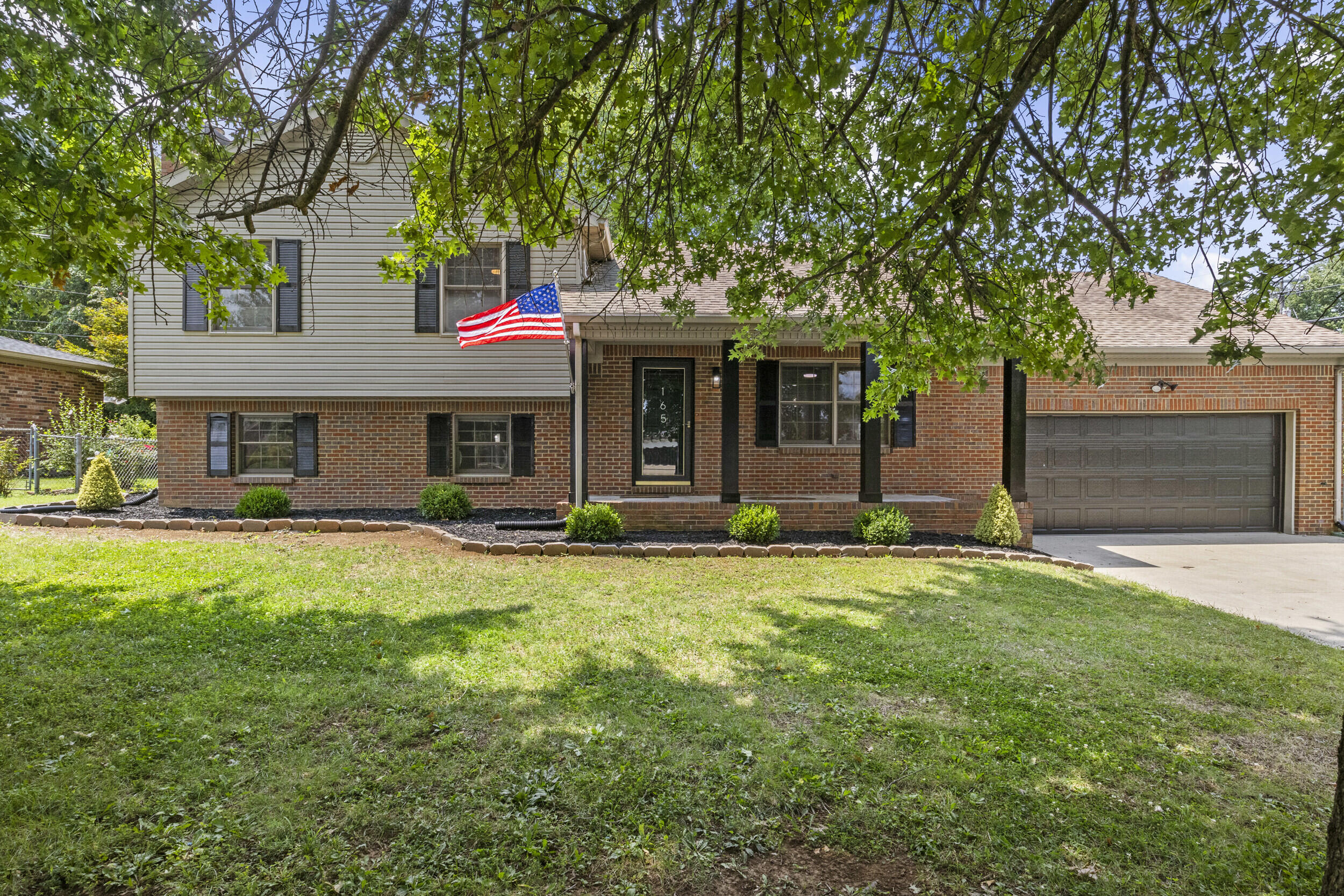 165 Paddock Drive Property Photo 2