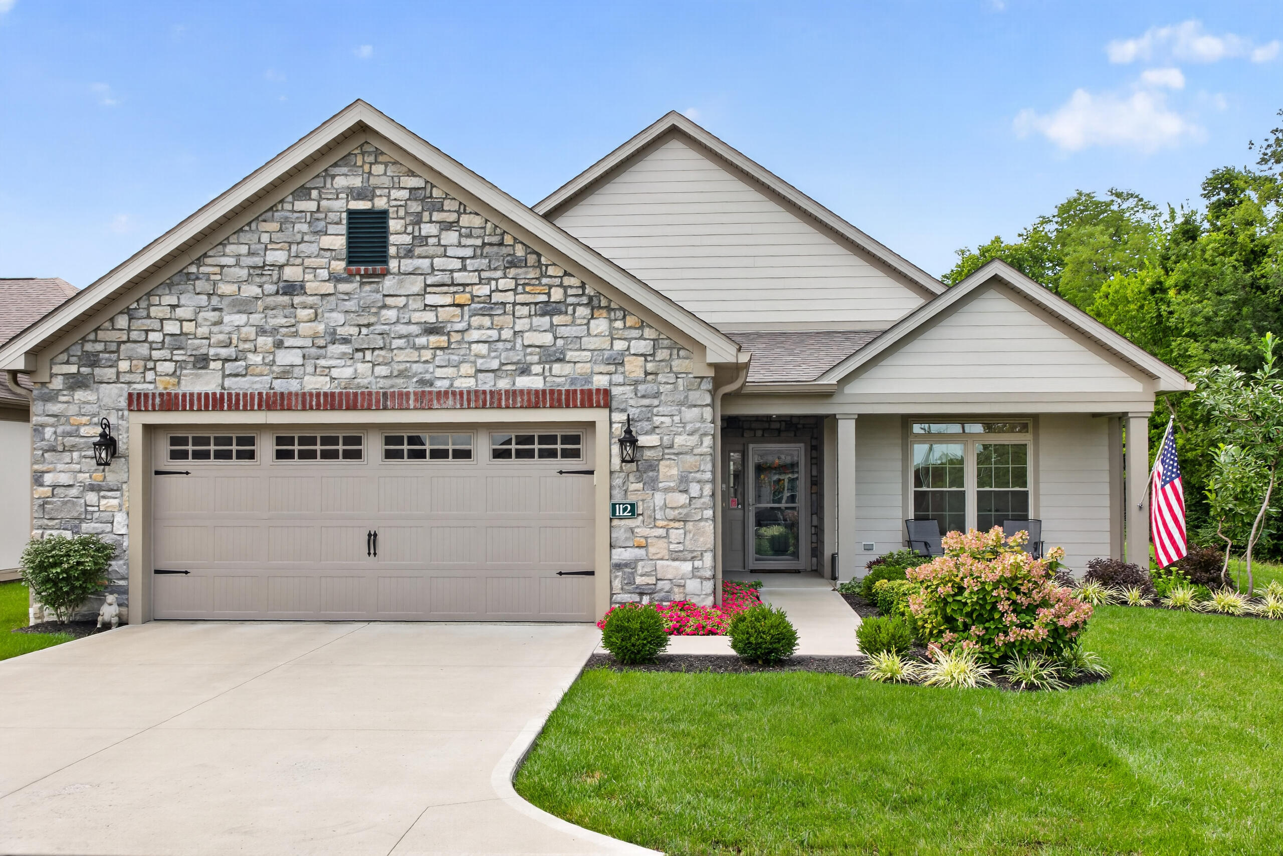 112 Saddle Ridge Circle Property Photo 1