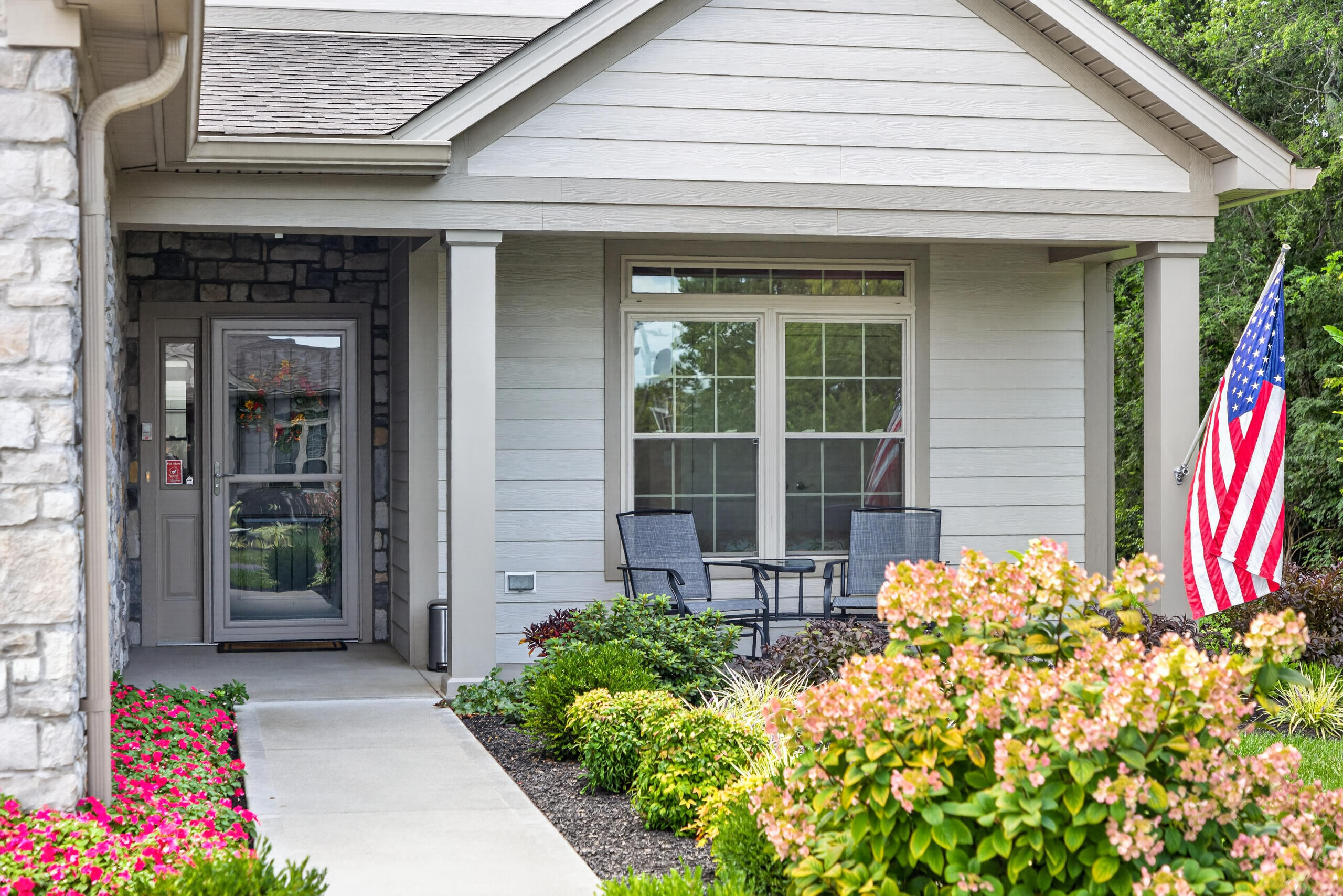 112 Saddle Ridge Circle Property Photo 3