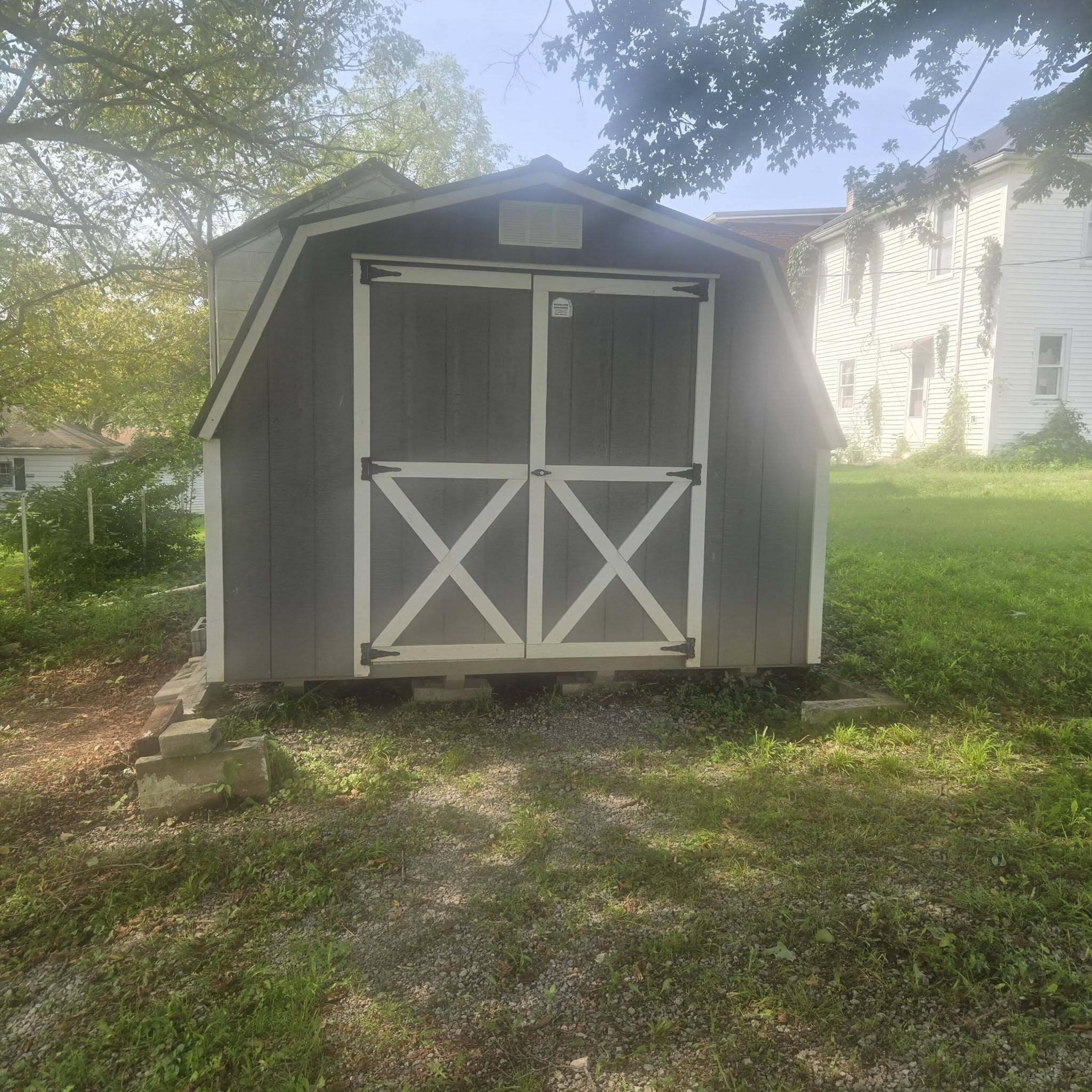 206 Richmond Street Property Photo 3