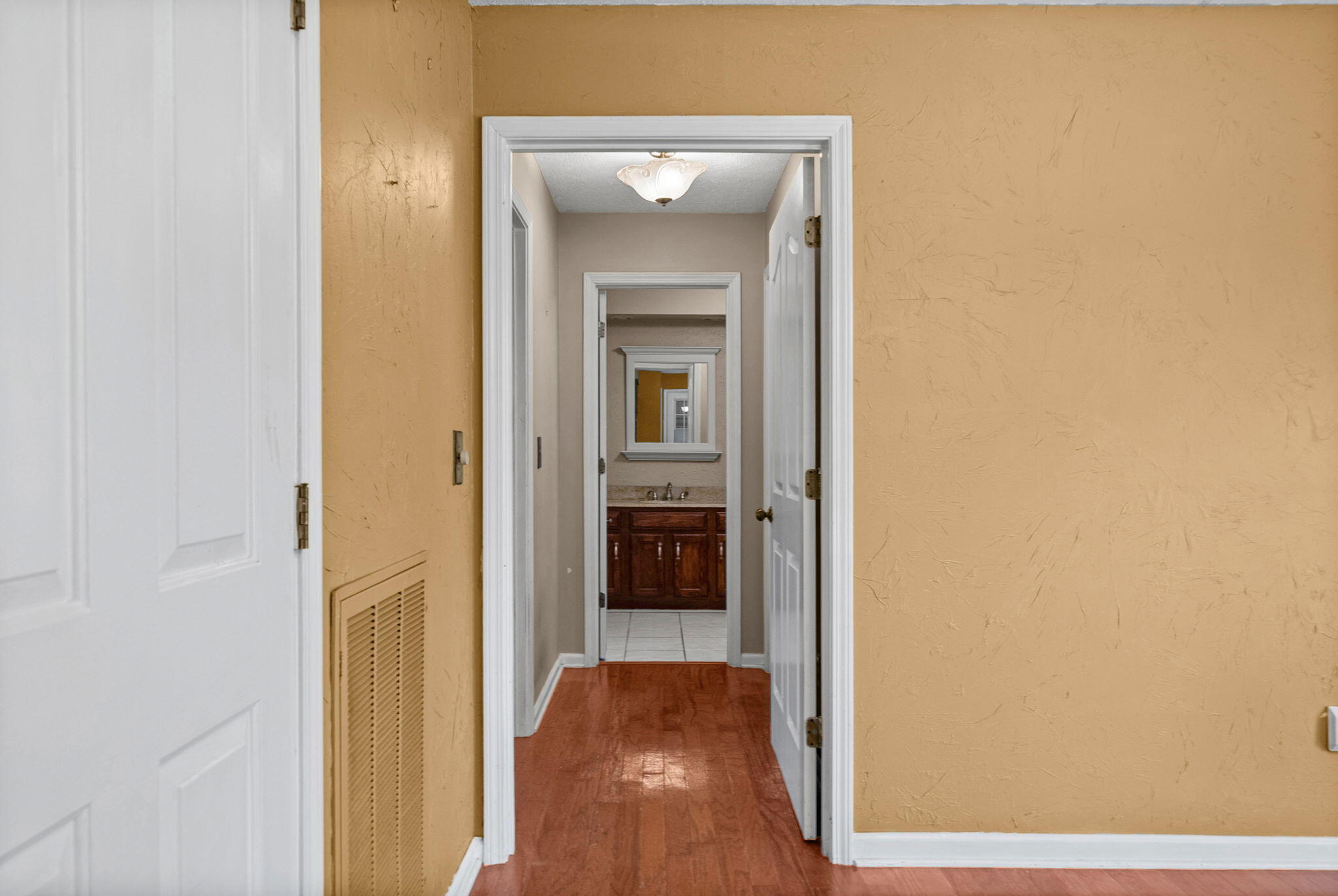 405 Hunter Place Property Photo 16