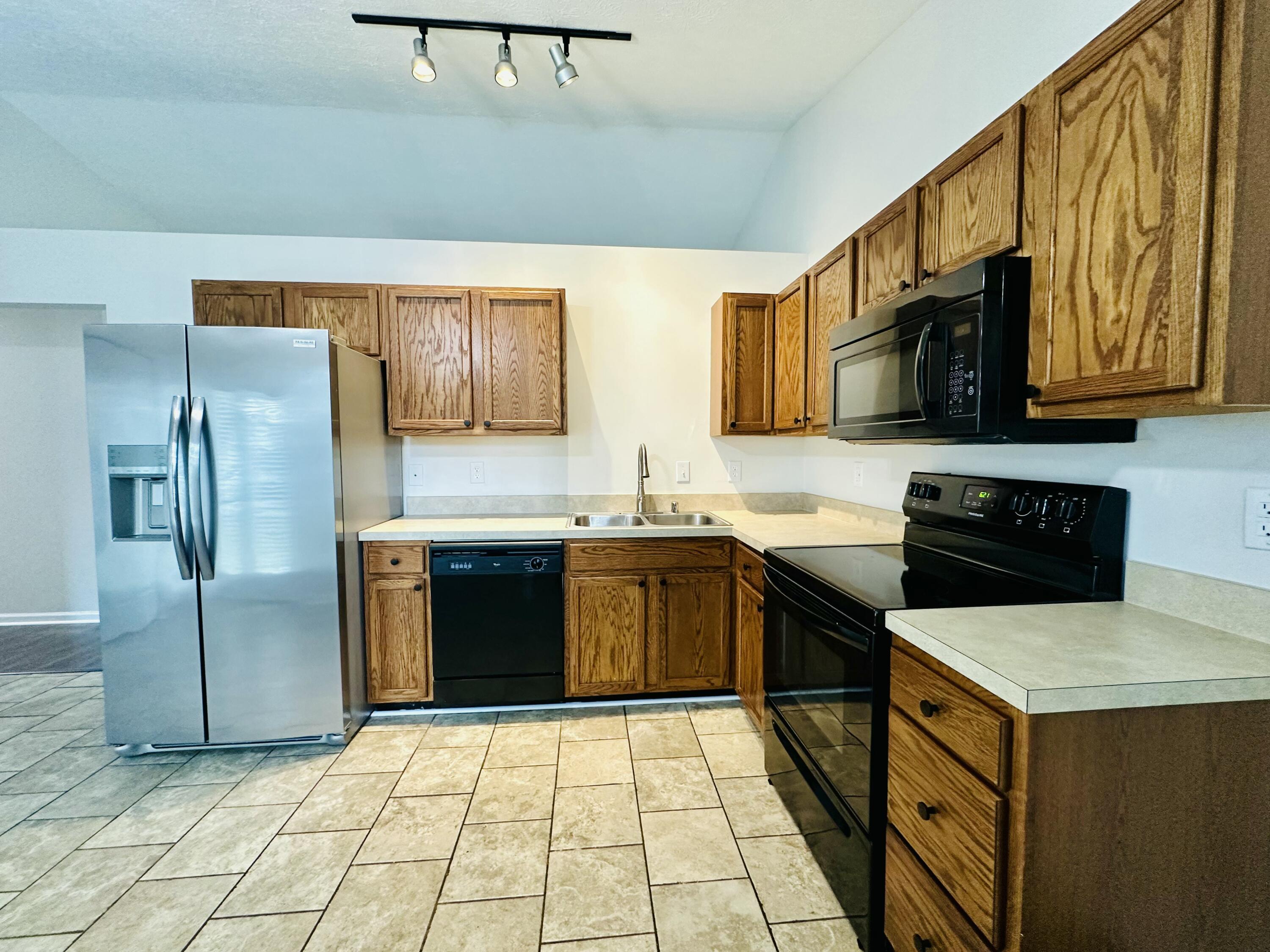 2064 Coriander Lane Property Photo 4