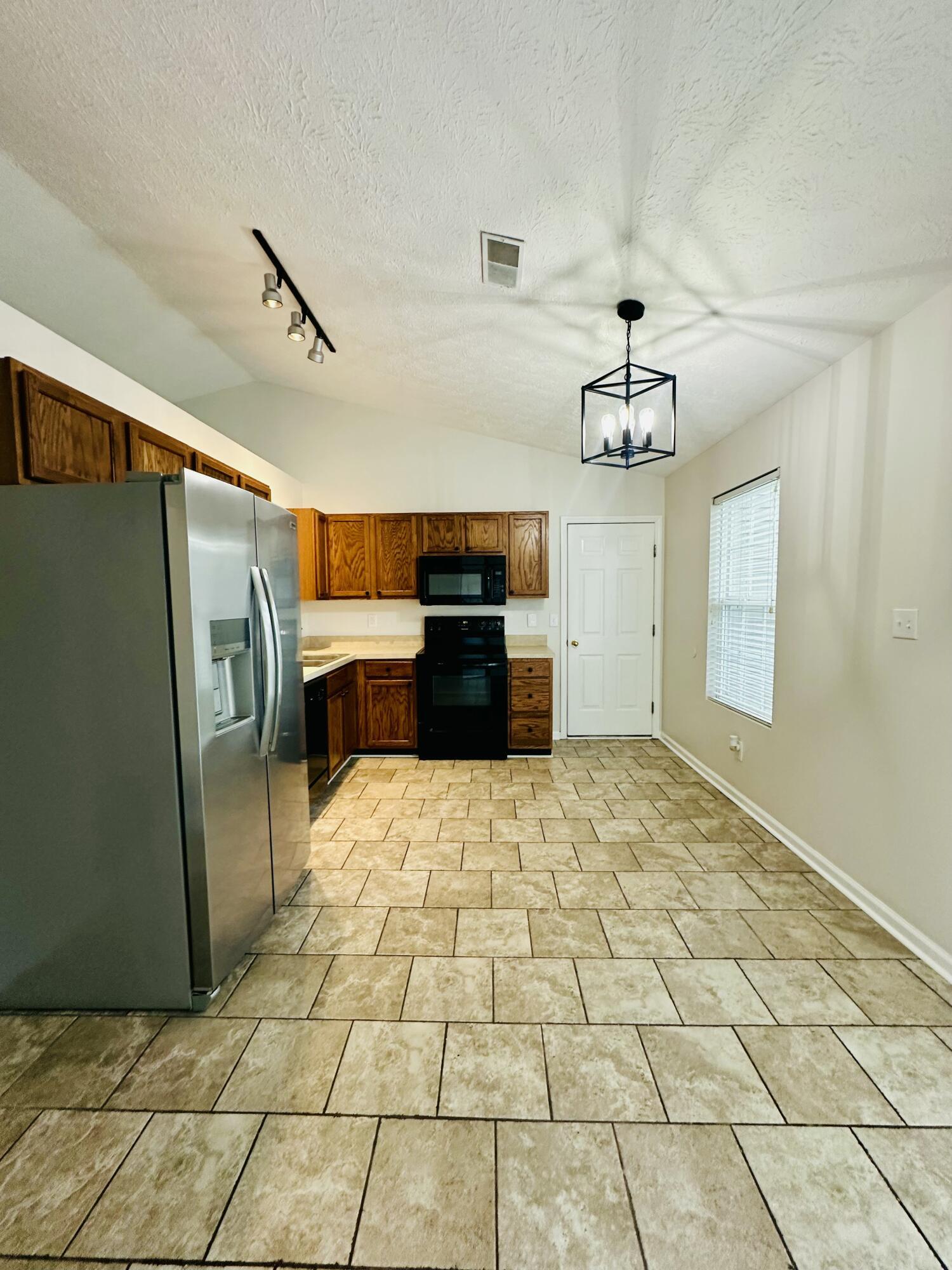 2064 Coriander Lane Property Photo 5