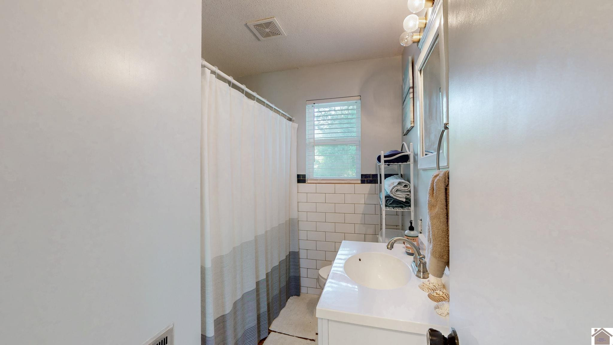 80 Windjammer Place Property Photo 15