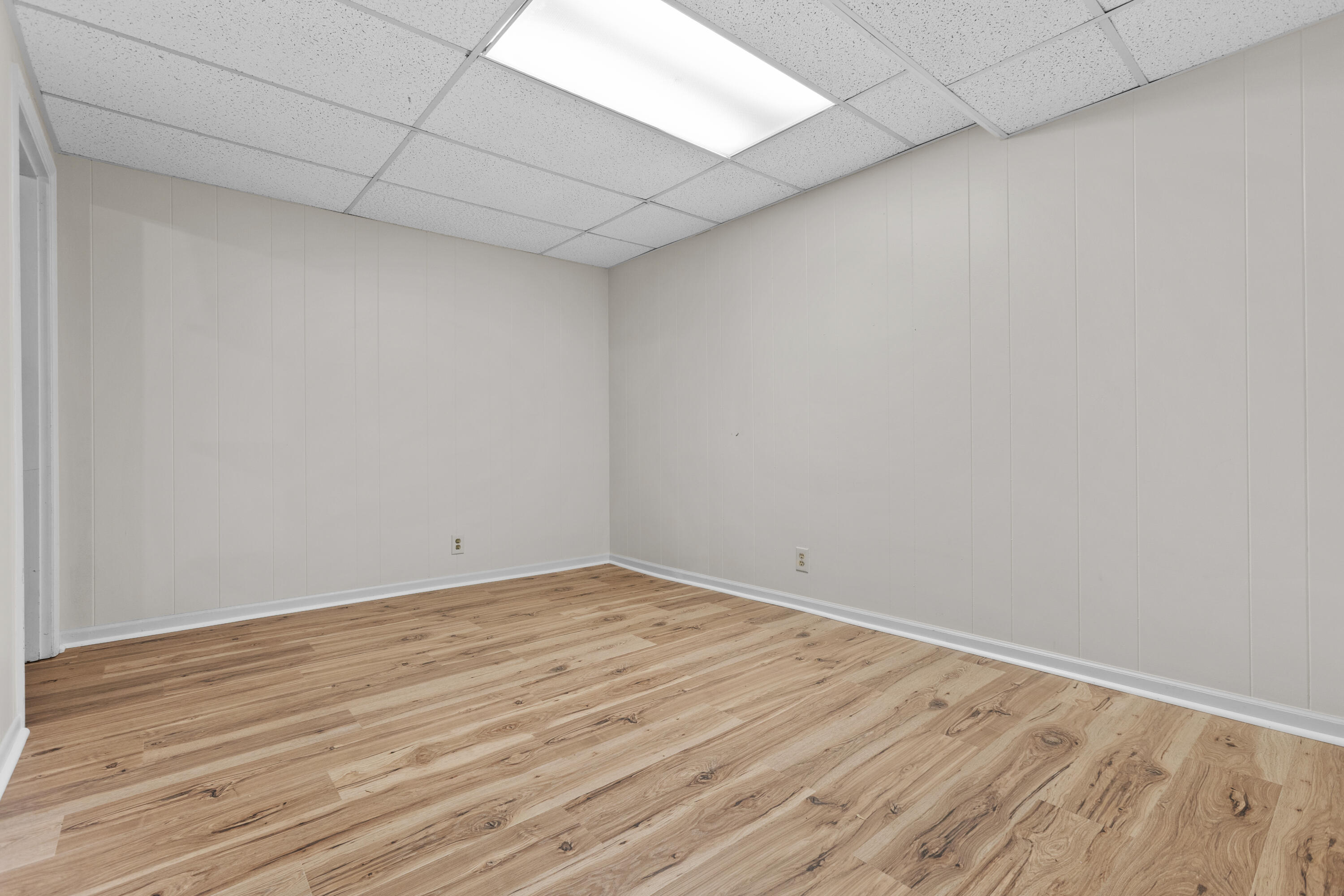 577 Cardinal Drive Property Photo 33