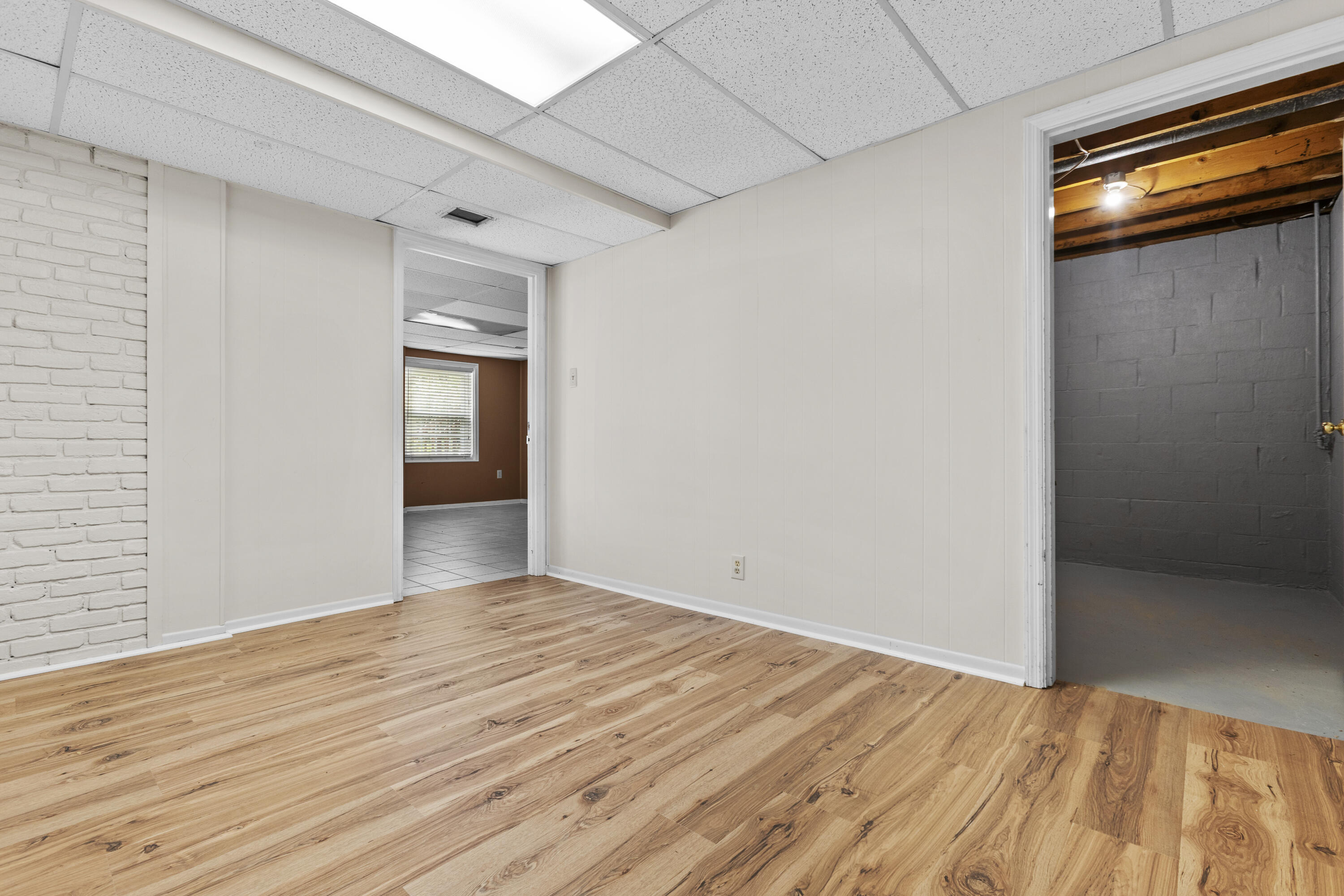 577 Cardinal Drive Property Photo 34