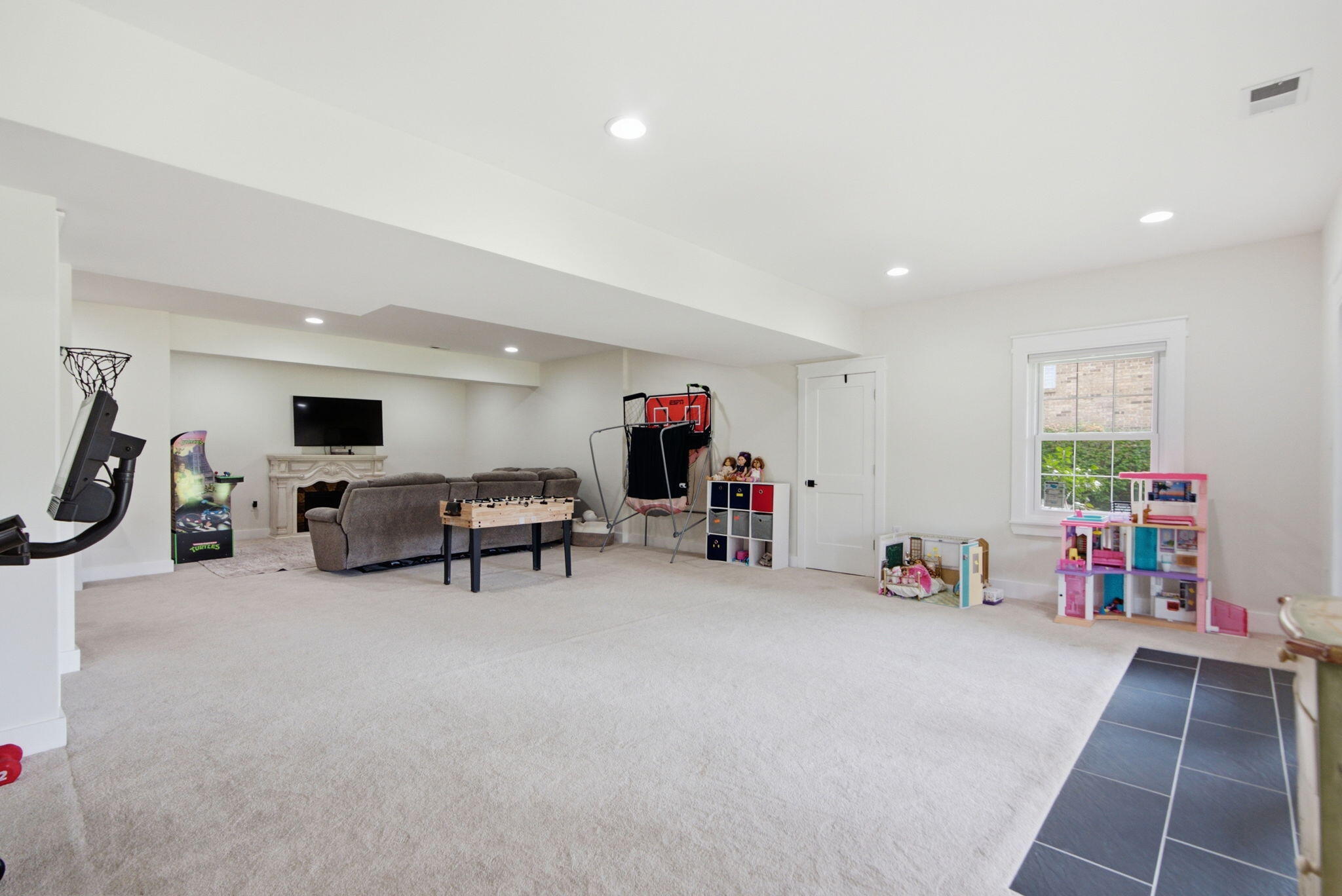 209 Park Lakes Drive Property Photo 43