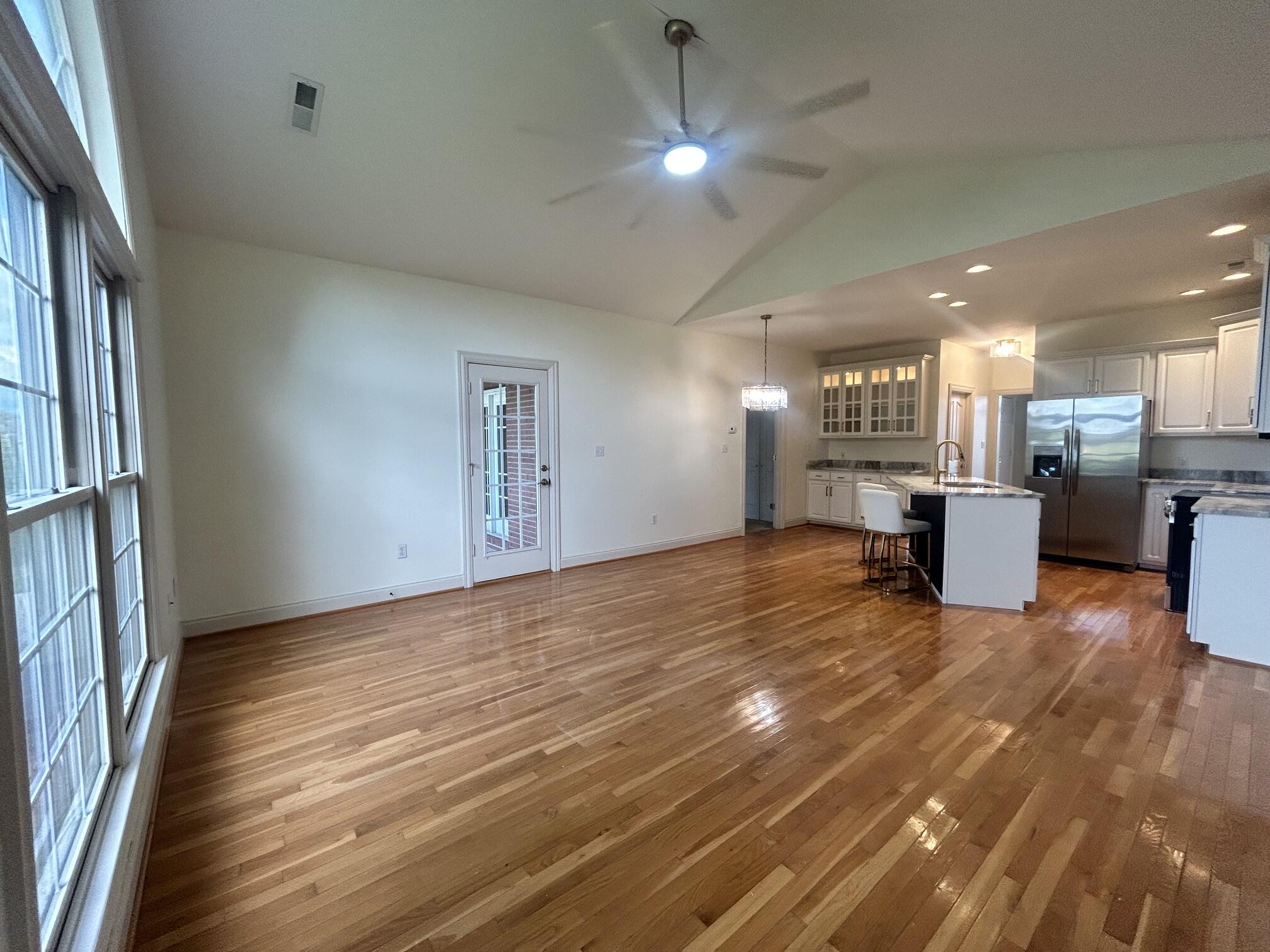 81 E Saddlebrook Drive Property Photo 16