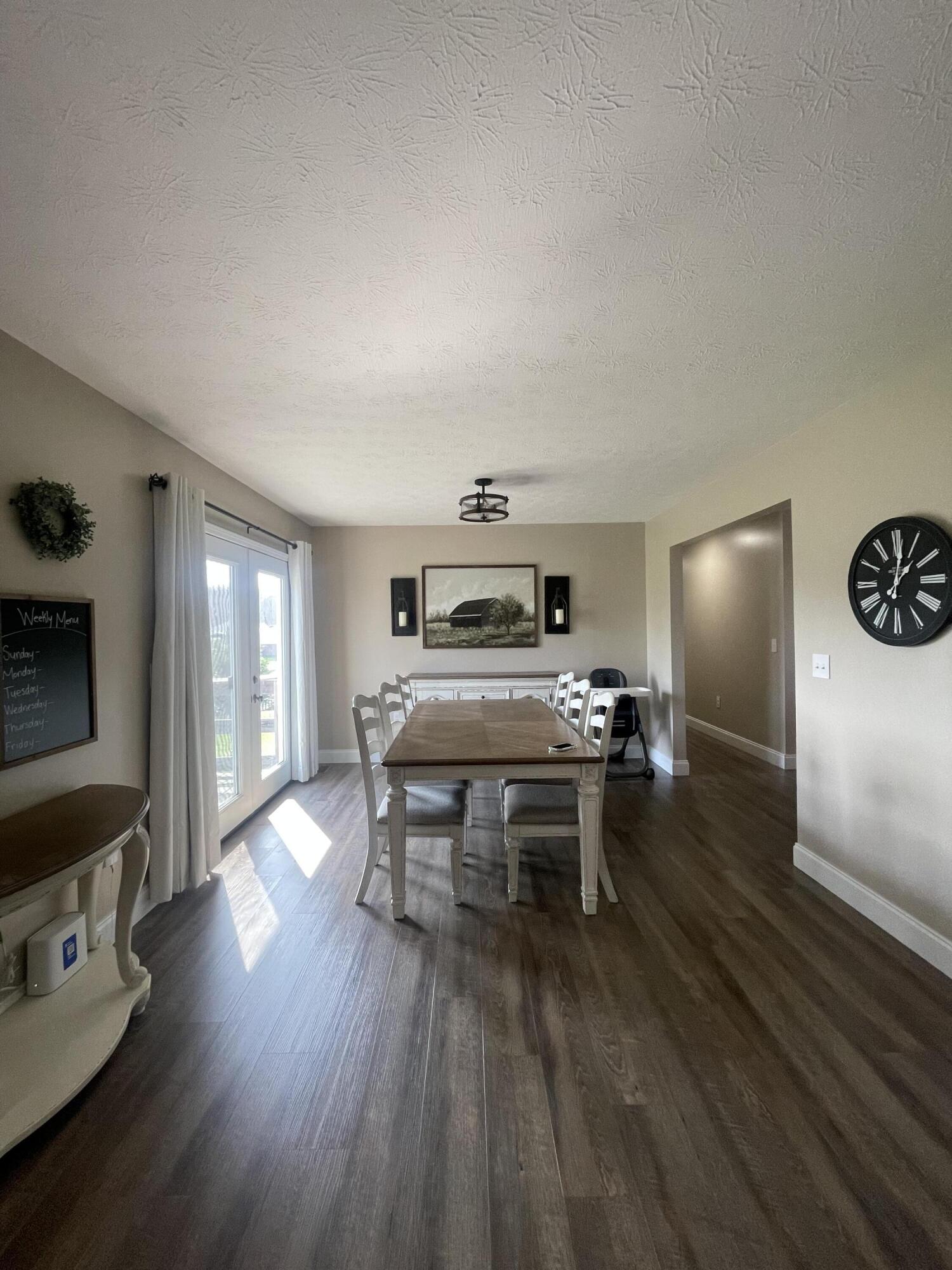 25 Hickory Hill Drive Property Photo 10