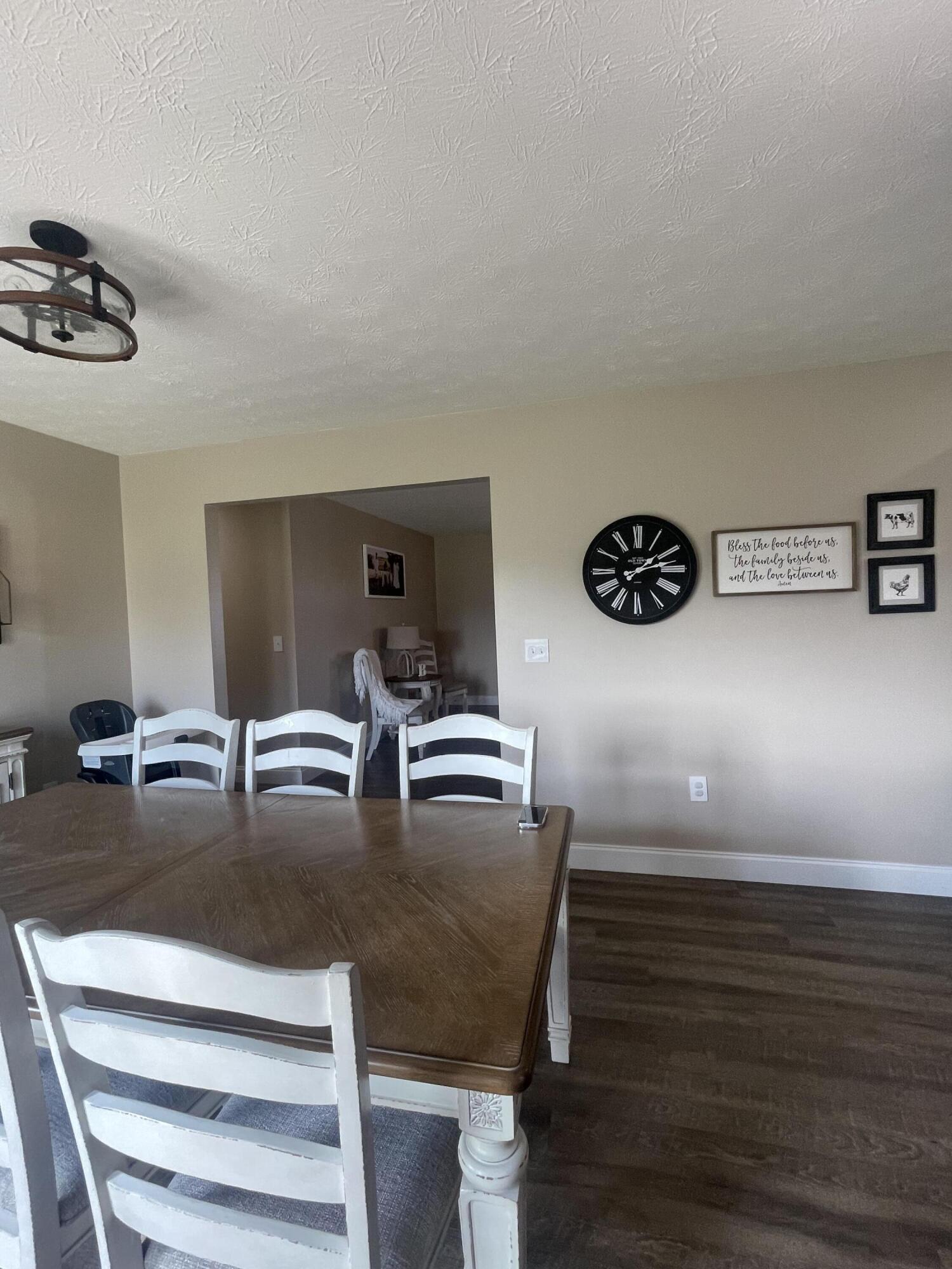 25 Hickory Hill Drive Property Photo 11