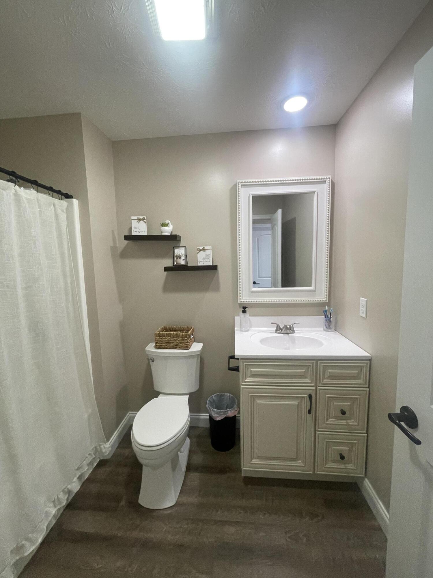 25 Hickory Hill Drive Property Photo 17