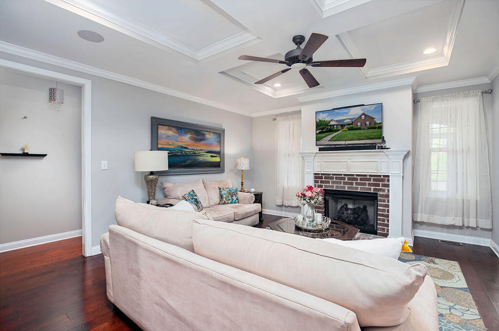 1809 Pascoli Cove Property Photo 6