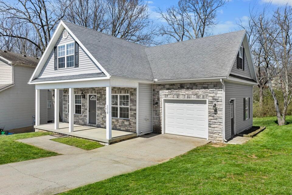 109 Cornwallis Drive Property Photo 2