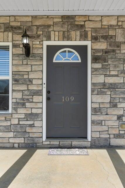 109 Cornwallis Drive Property Photo 3