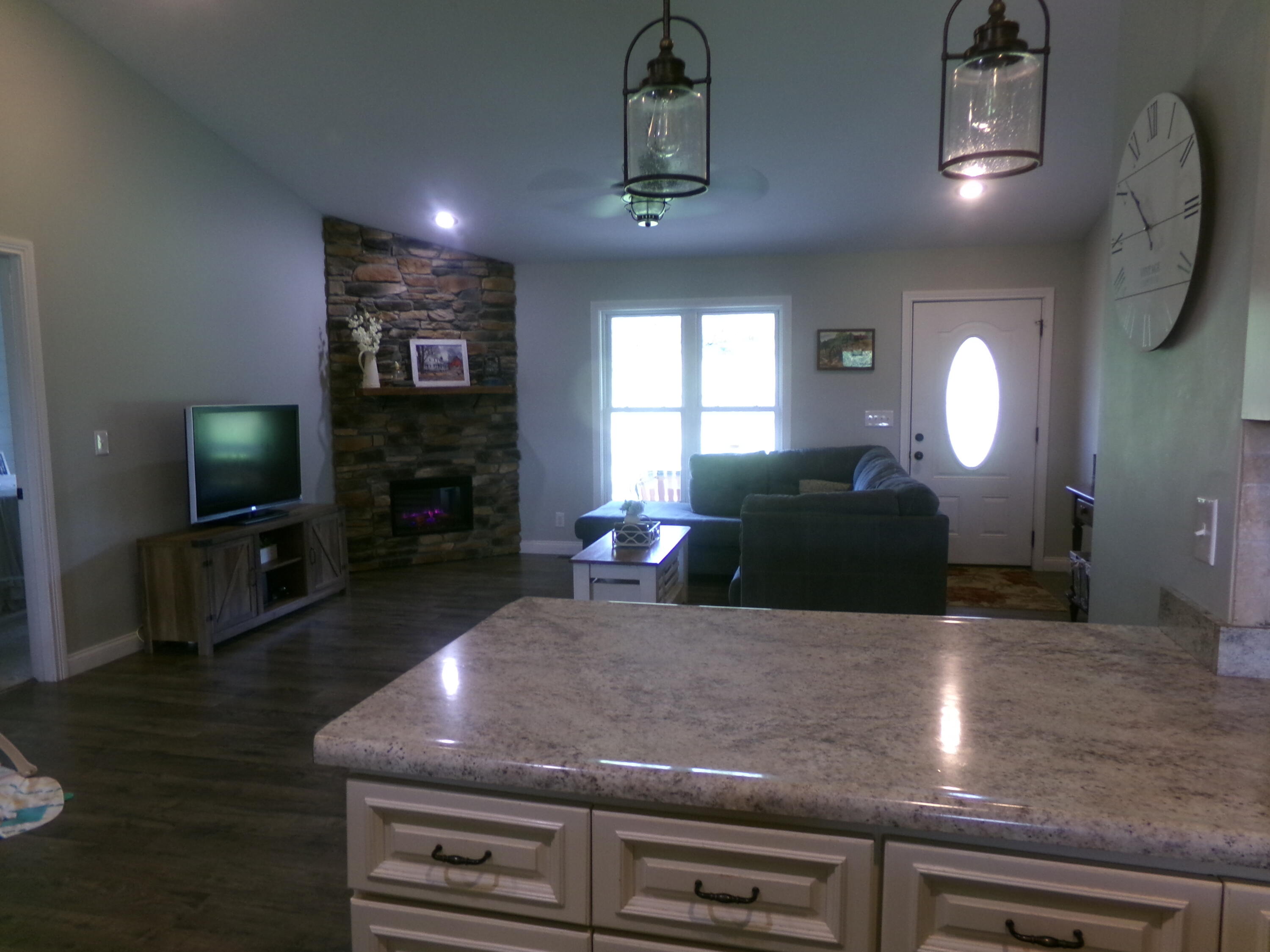 7121 Camargo Levee Road Property Photo 13