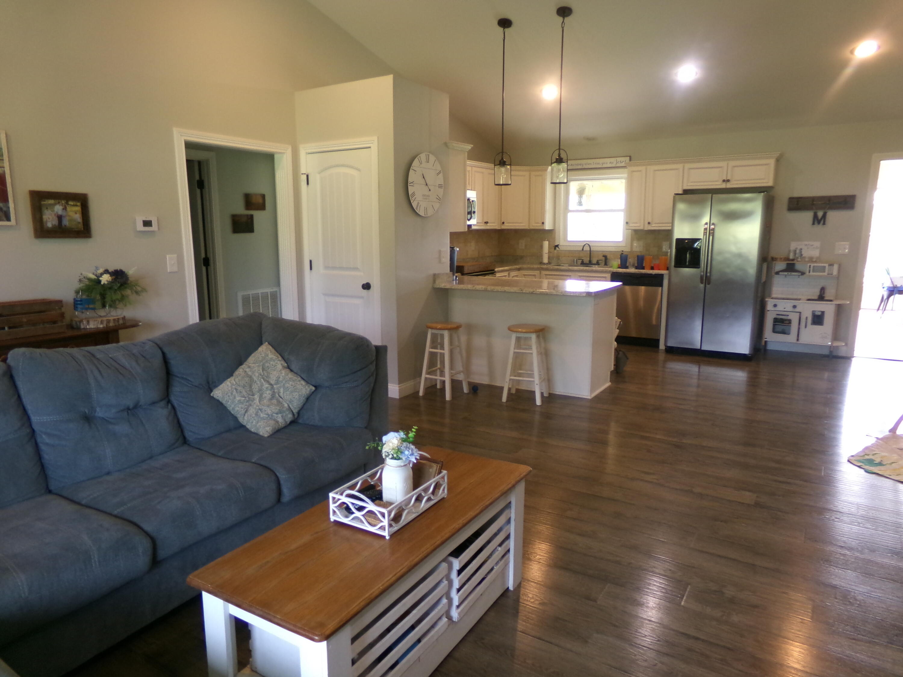 7121 Camargo Levee Road Property Photo 15