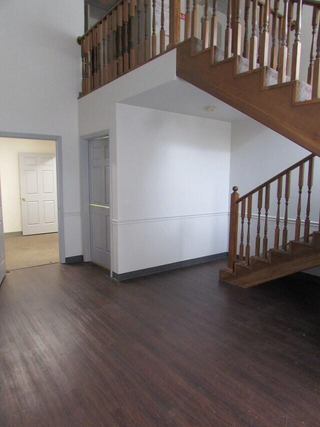 1152 Riverside Drive Property Photo 3