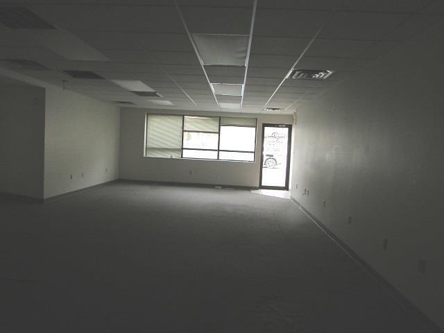 1152 Riverside Drive Property Photo 4