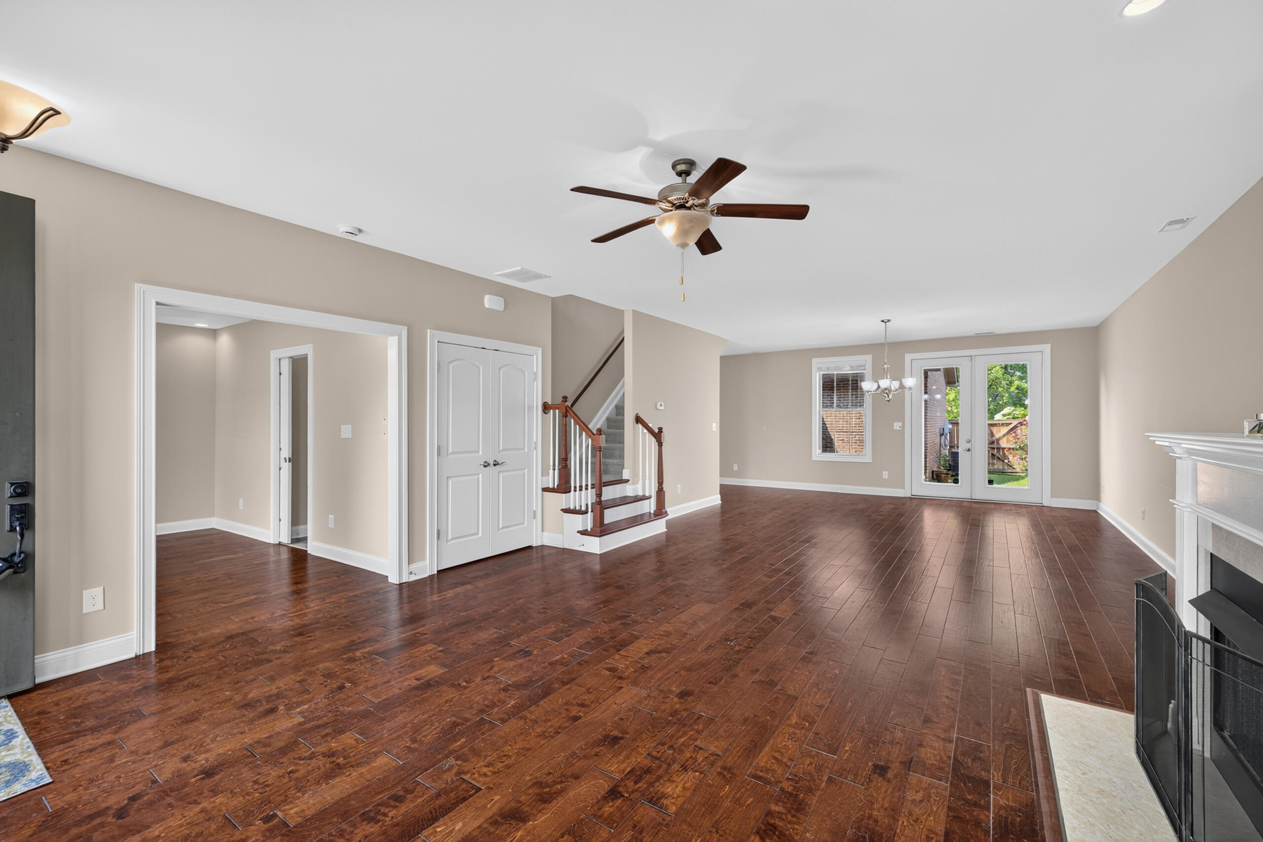 3220 Beacon Street Property Photo 10