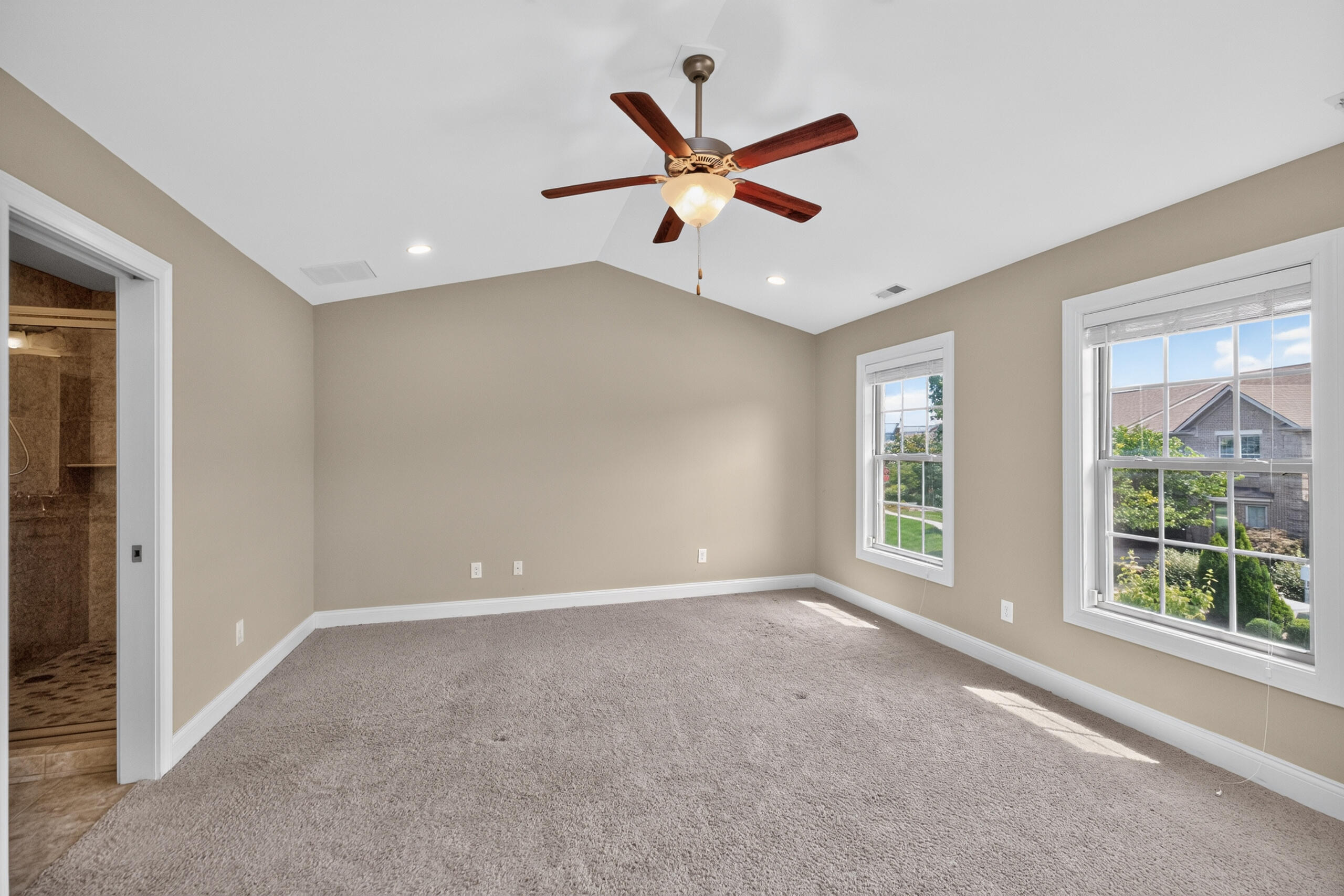 3220 Beacon Street Property Photo 26