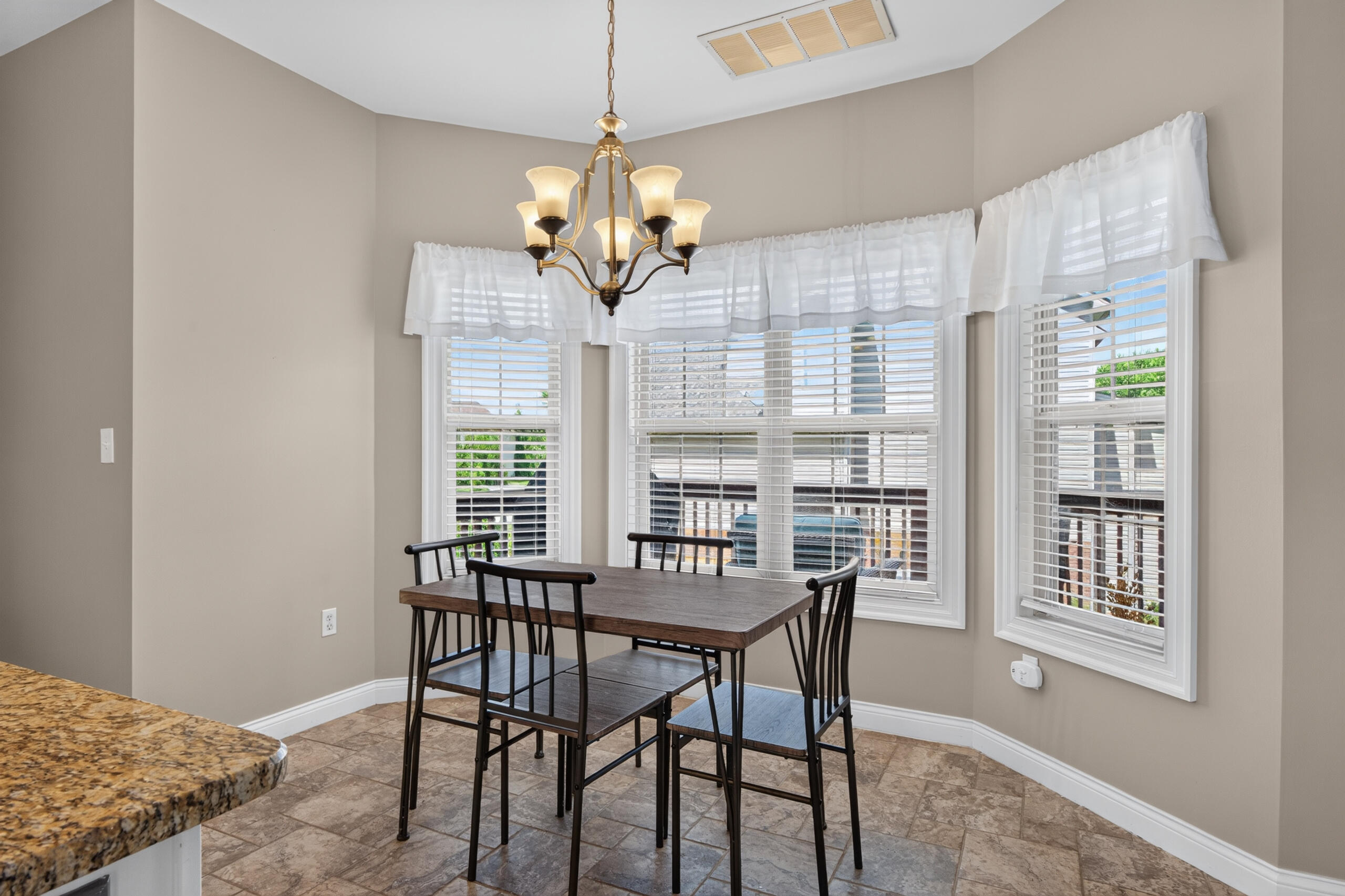 1029 Cedar Ridge Lane Property Photo 10