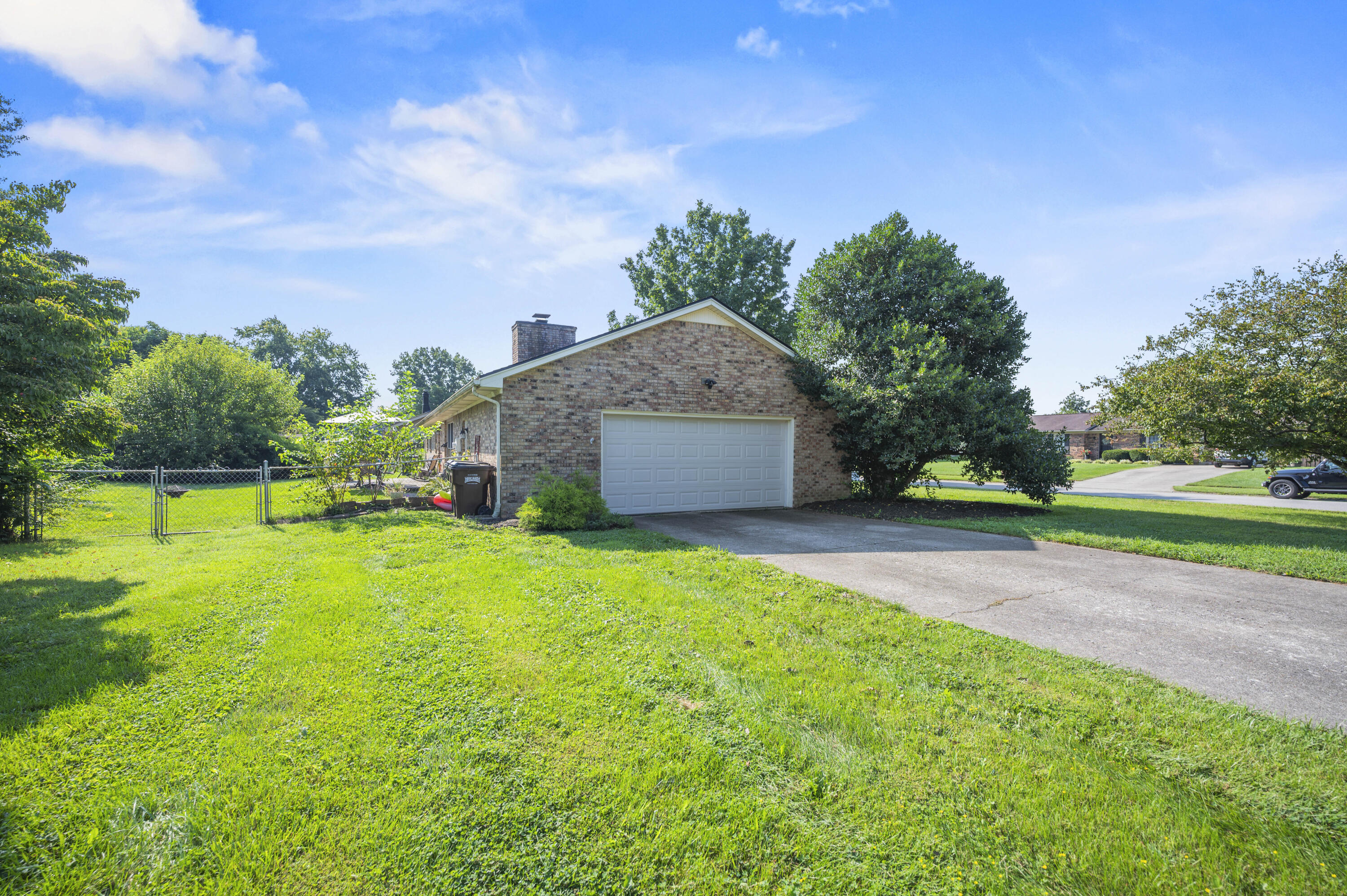 201 Dove Park Property Photo 7