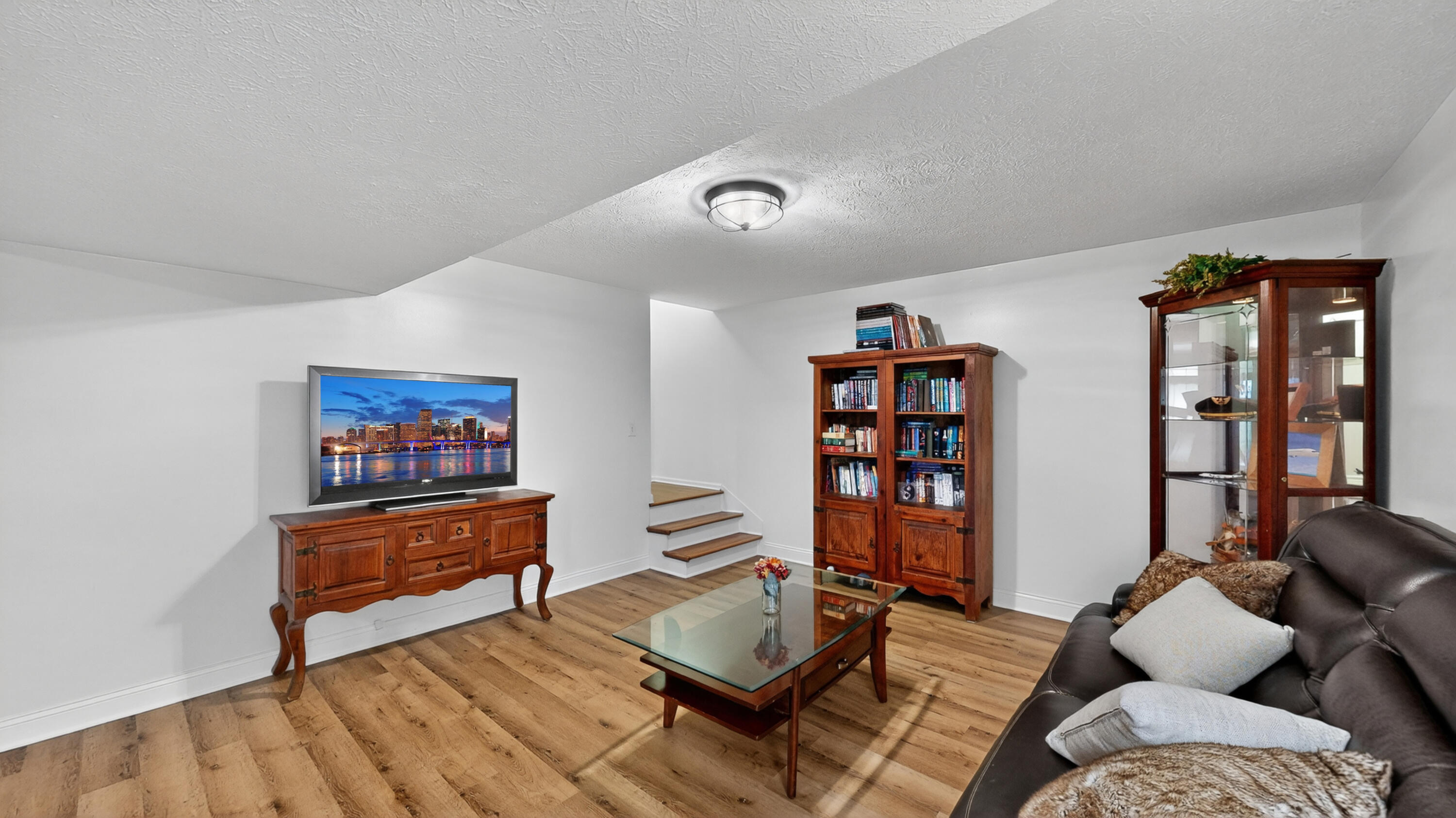 779 Kings Highway Property Photo 38