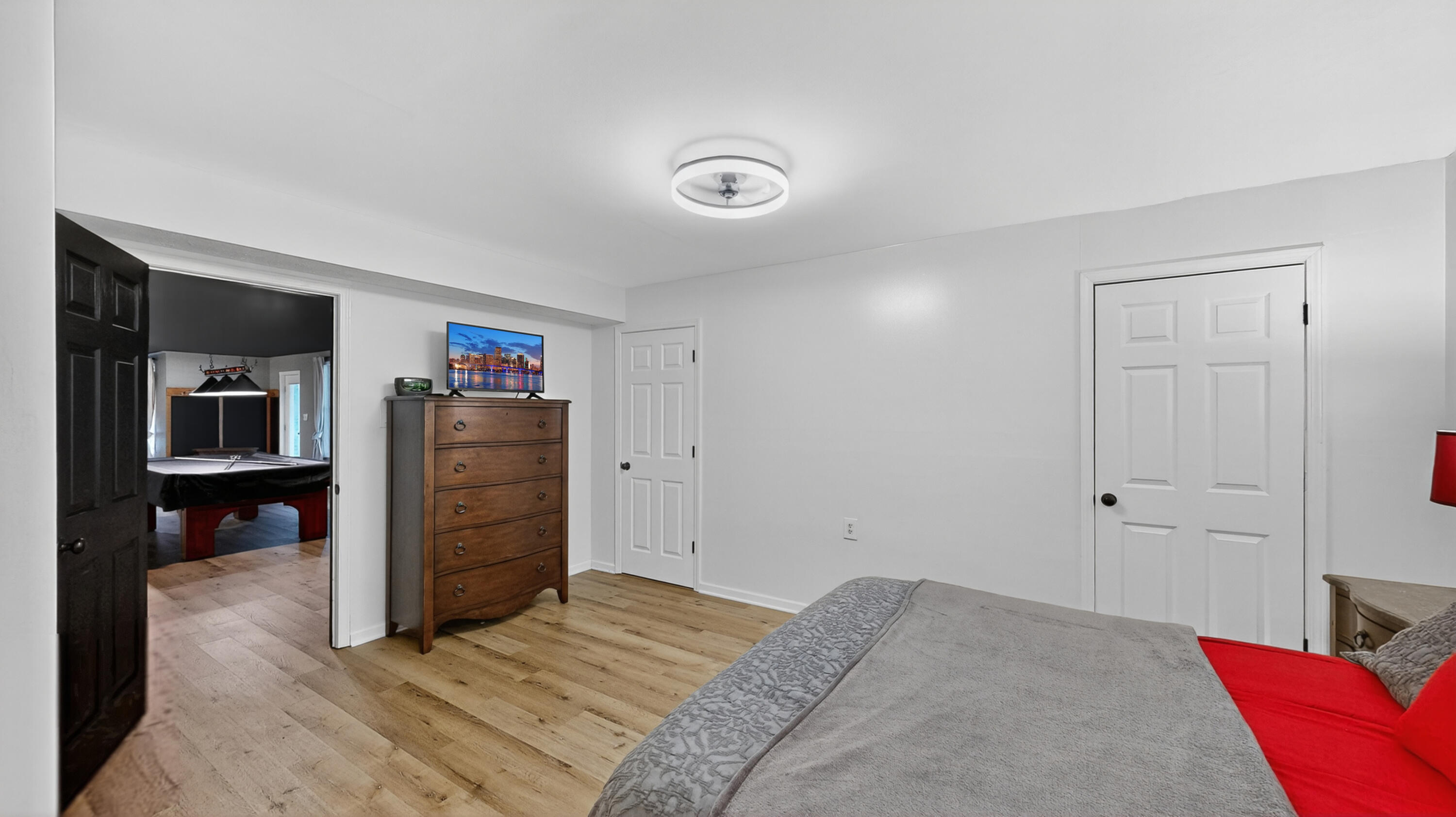 779 Kings Highway Property Photo 44