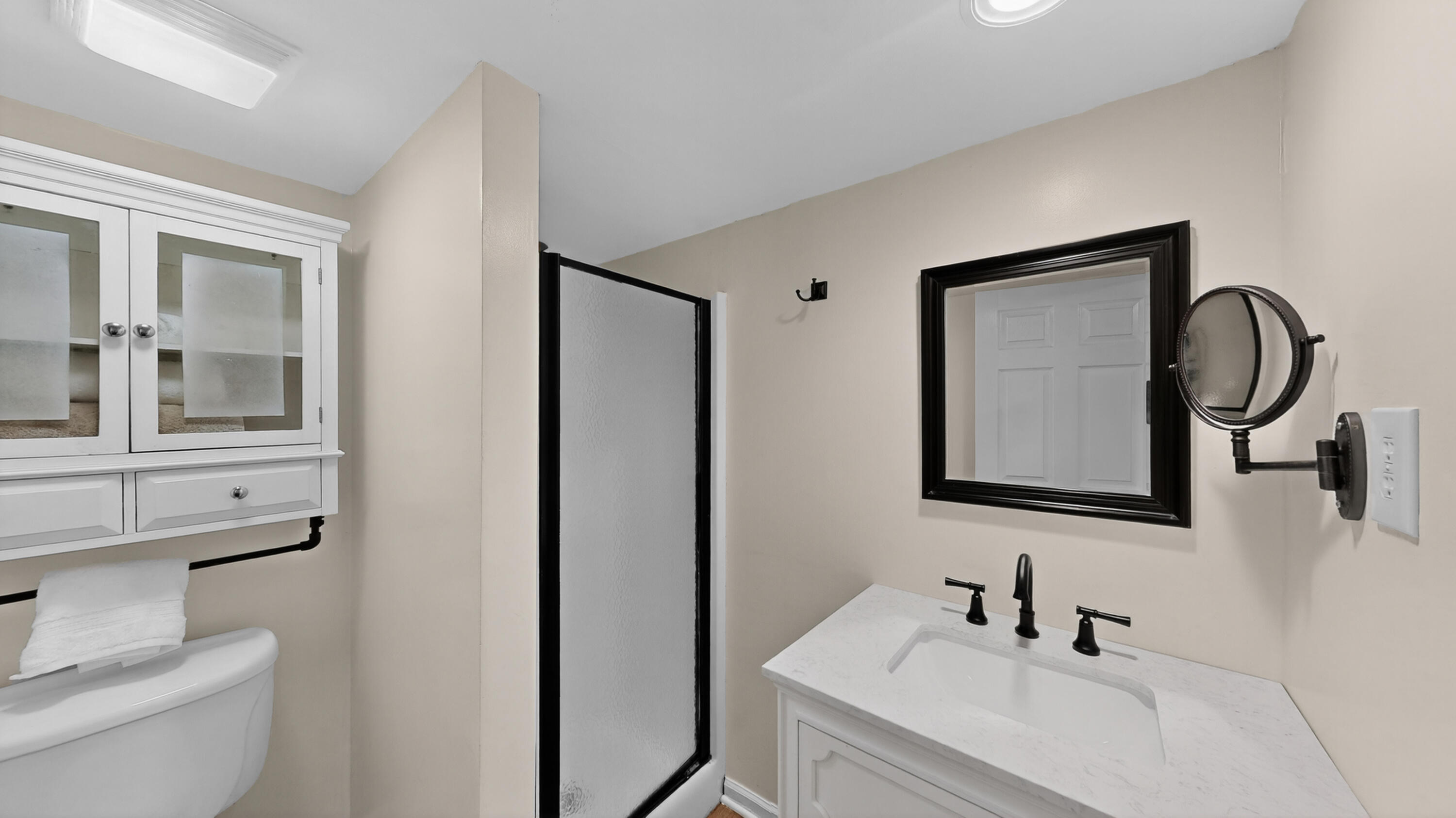 779 Kings Highway Property Photo 45