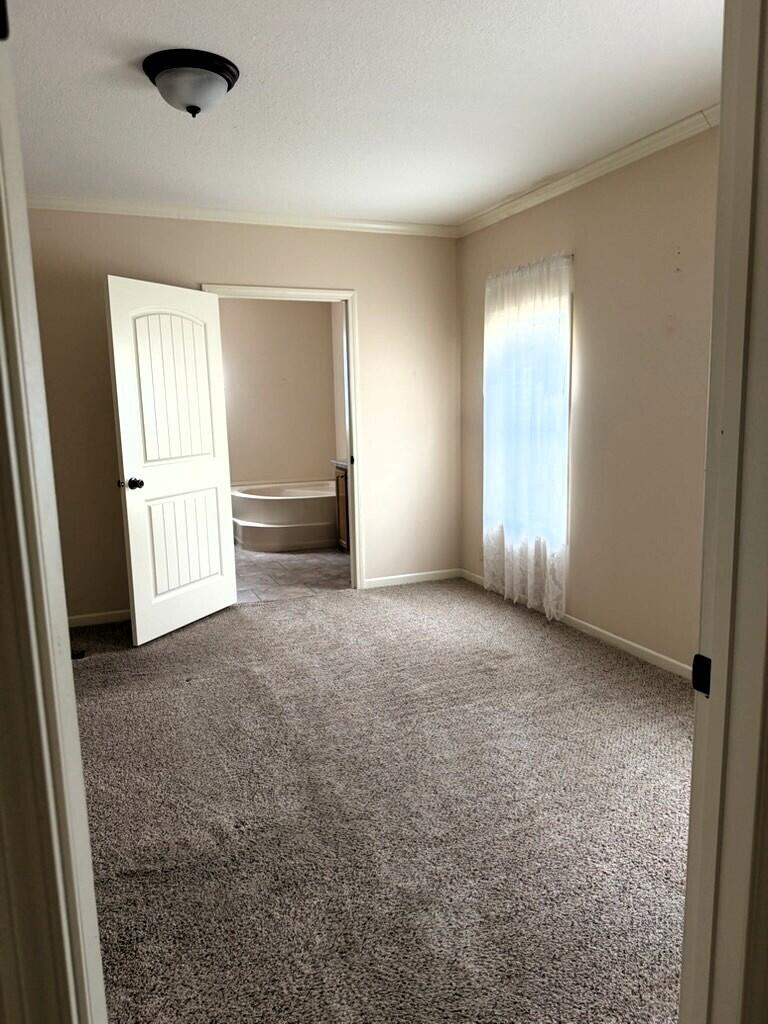 9005 Us-45 Property Photo 10