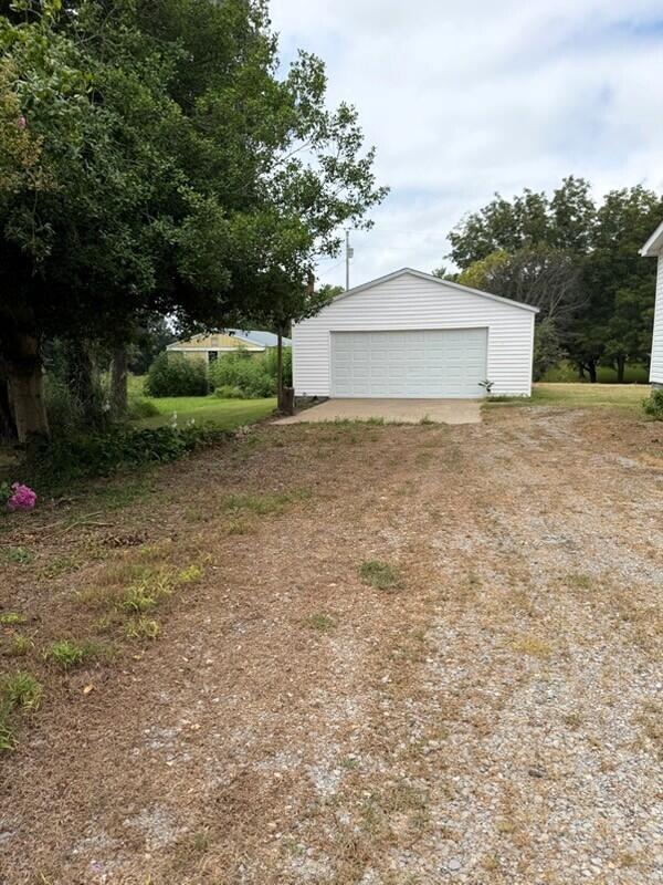 9005 Us-45 Property Photo 17