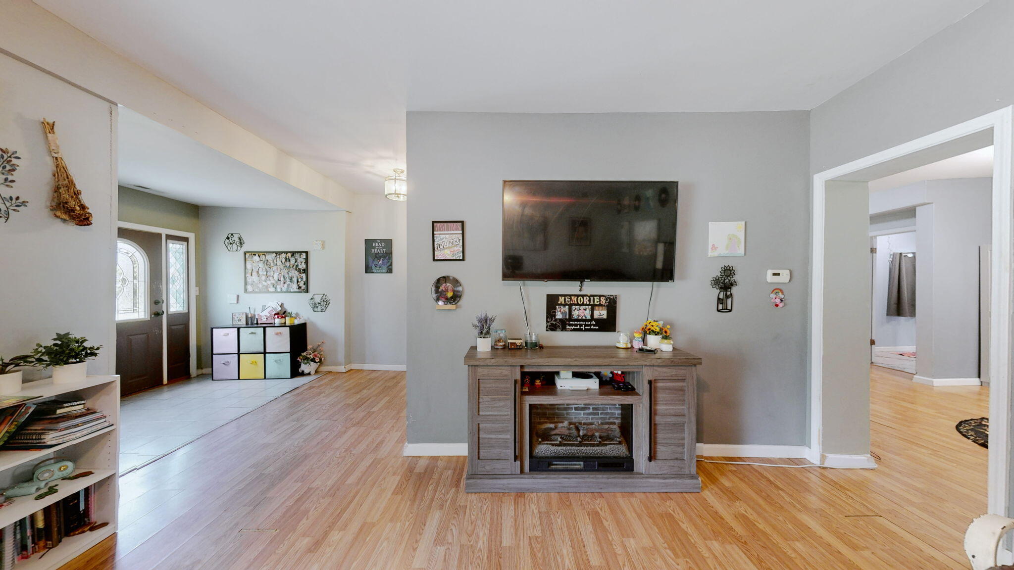 645 Heron Road Property Photo 6