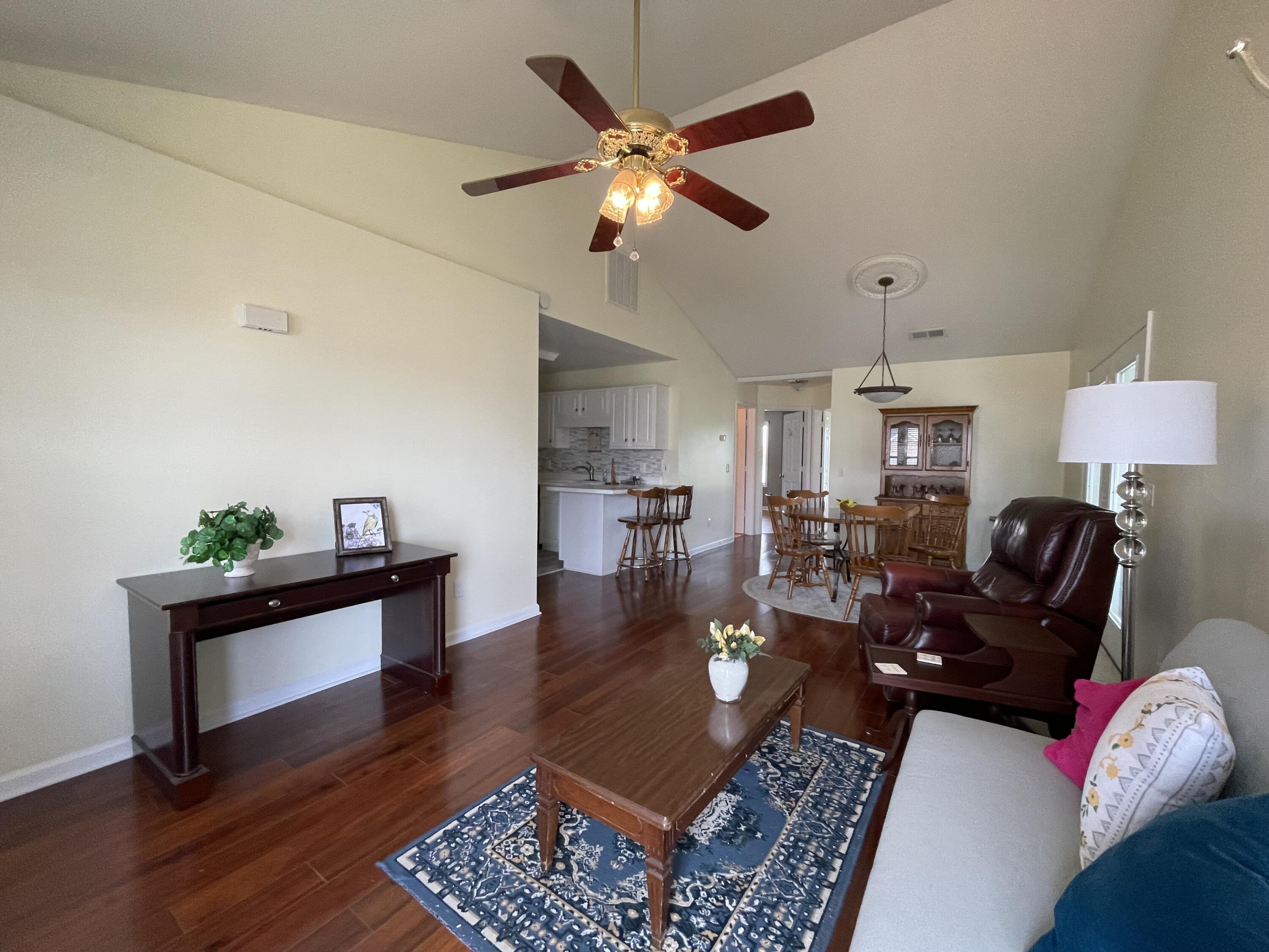17 Osage Drive Property Photo 10