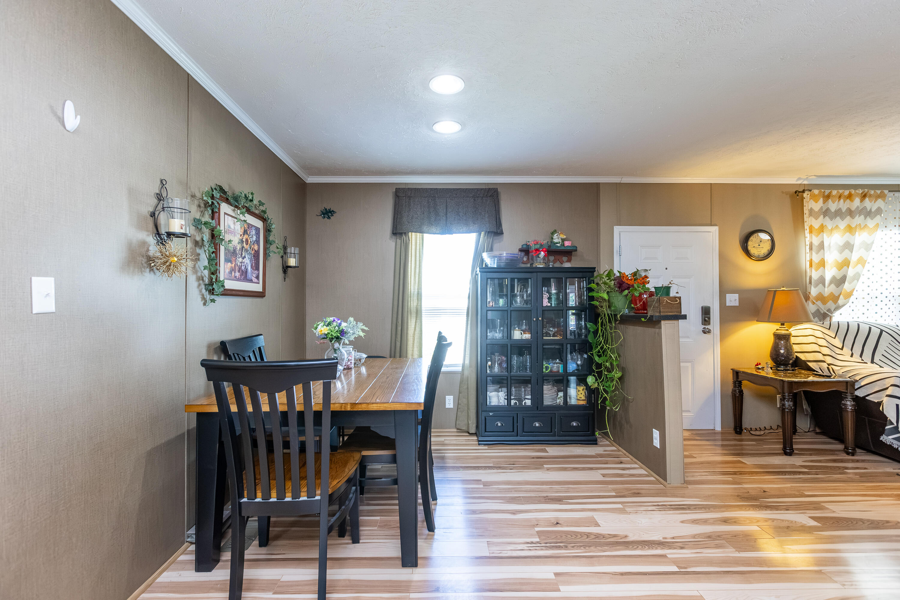 655 Brownings Corner Road Property Photo 3
