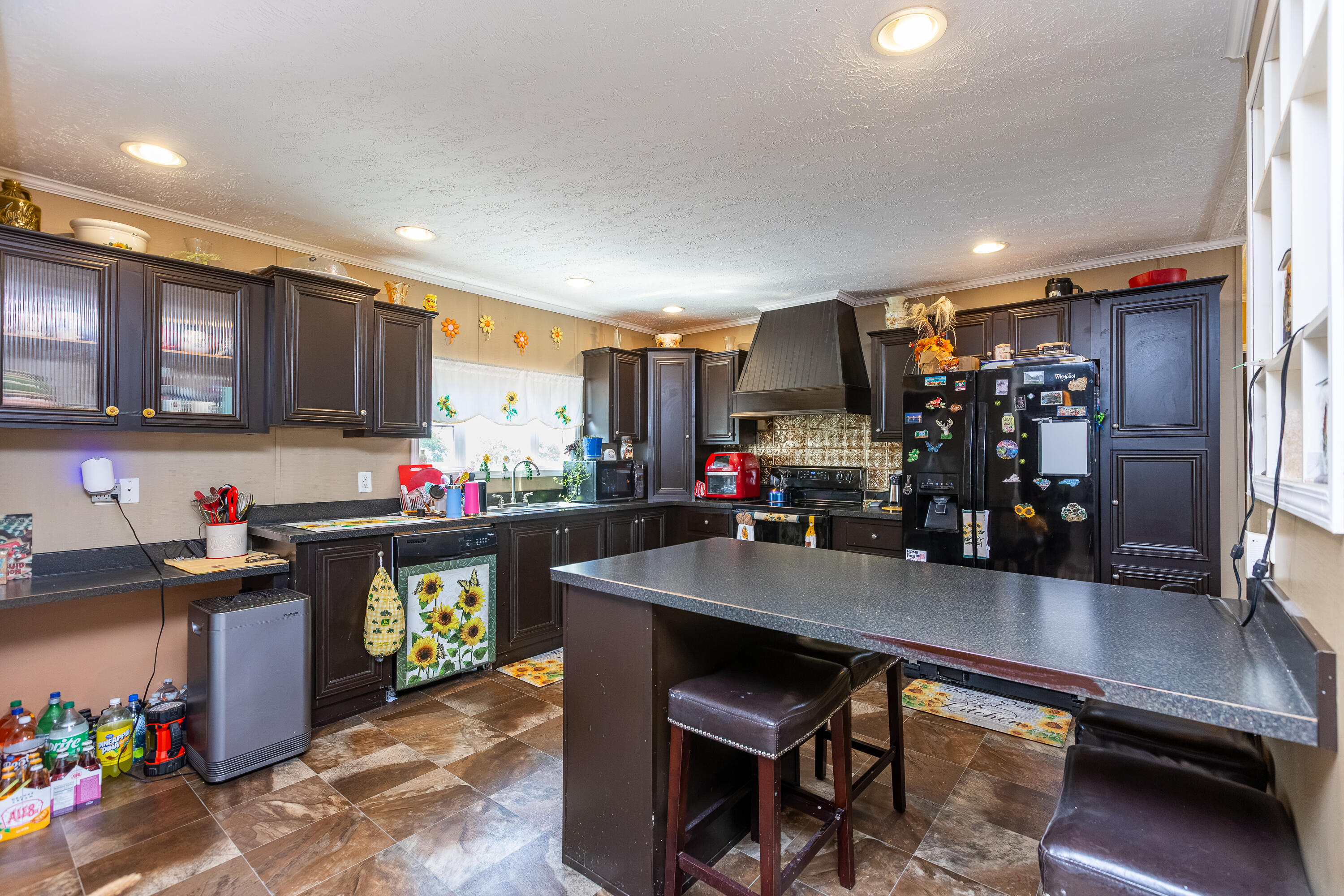 655 Brownings Corner Road Property Photo 6