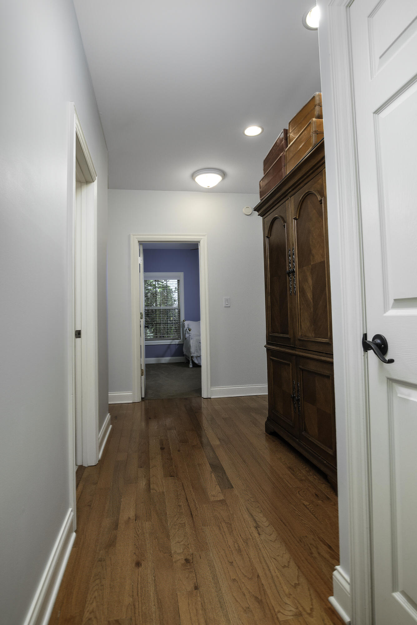 4040 Greentree Road Property Photo 15