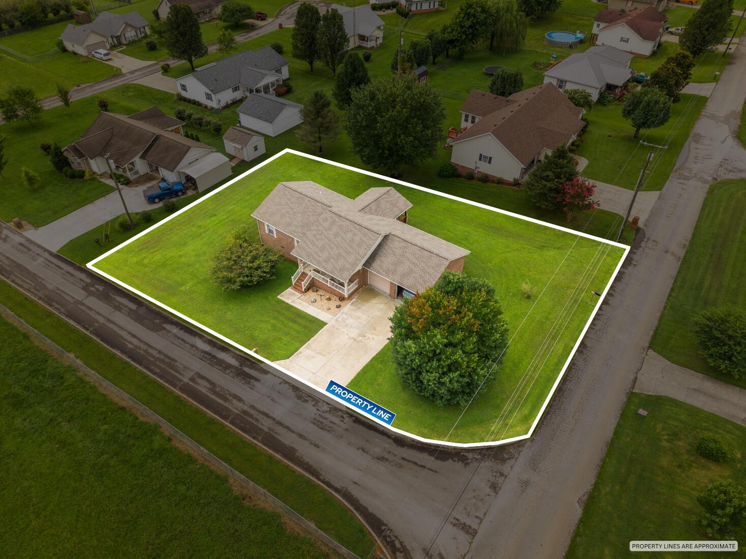 25 Ol Stable Drive Property Photo 4