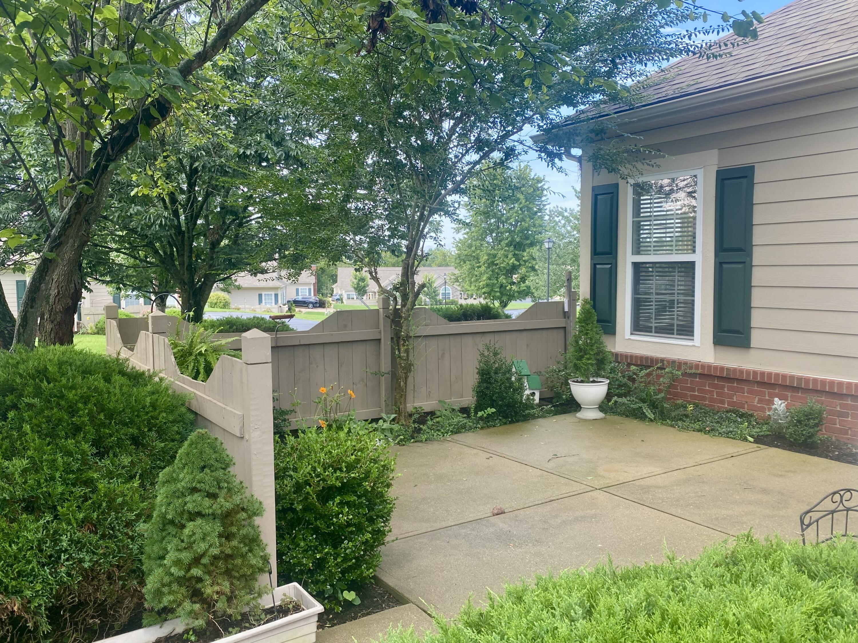 110 Academy Drive Property Photo 3