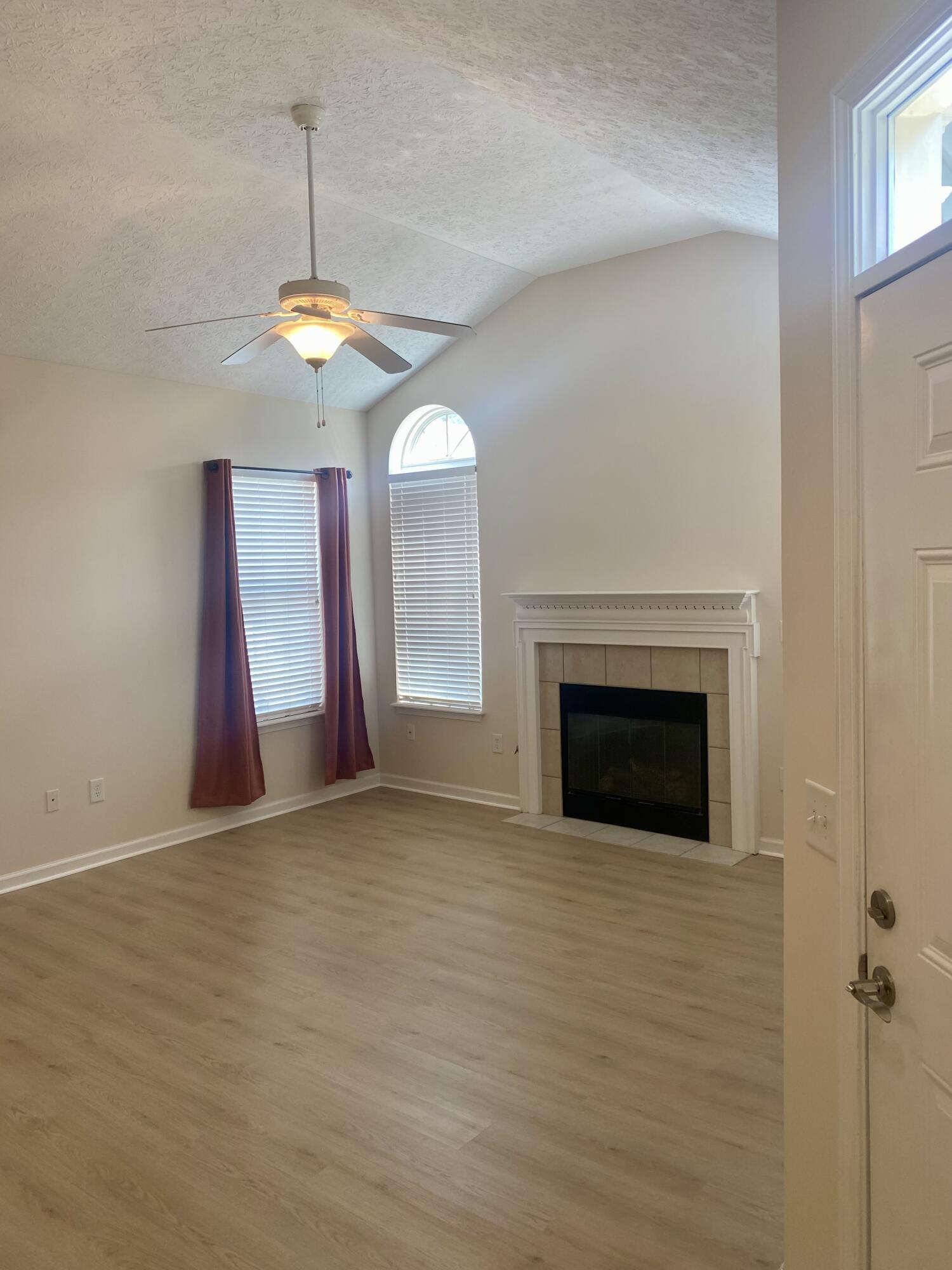 110 Academy Drive Property Photo 8
