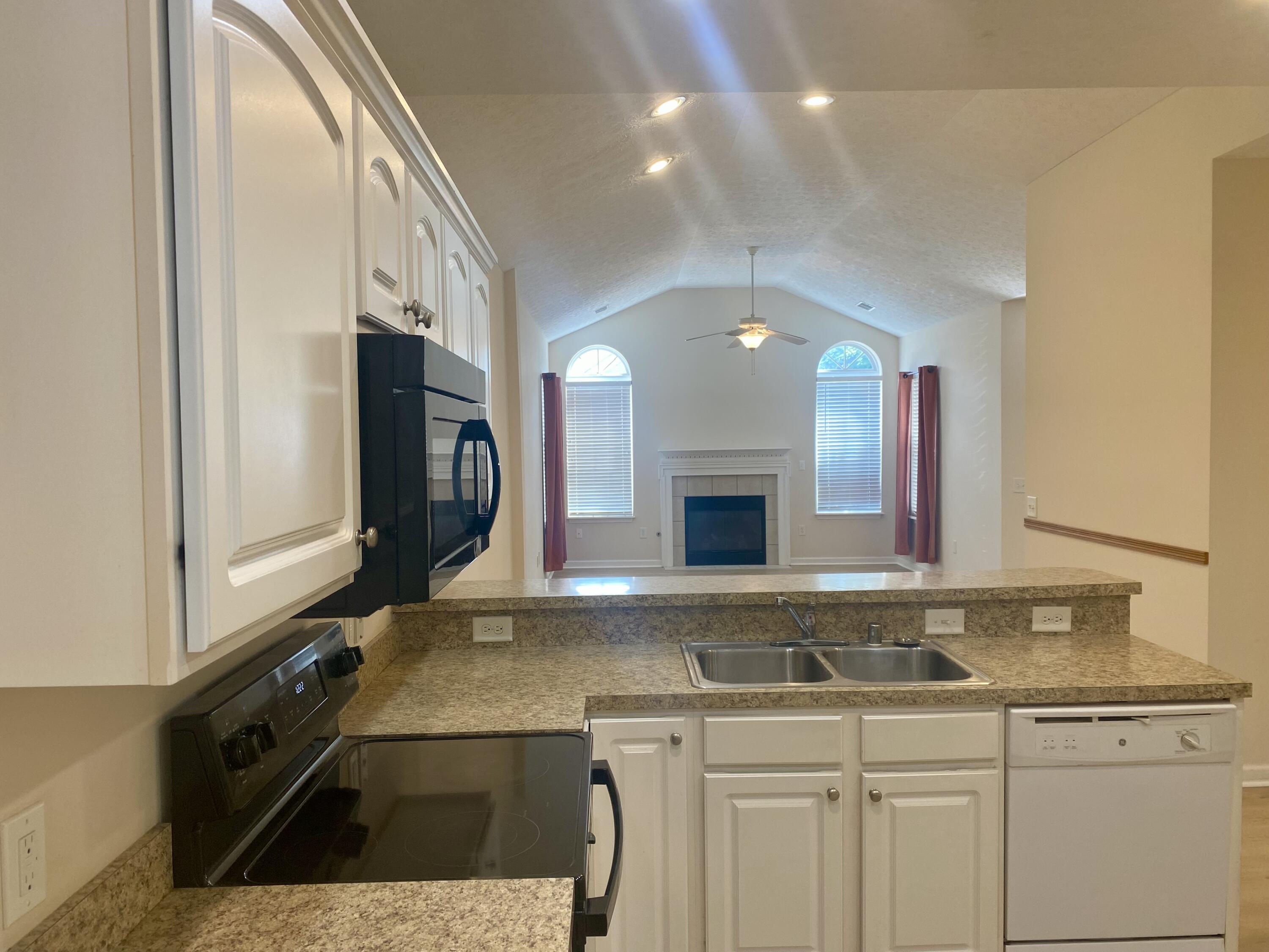 110 Academy Drive Property Photo 10