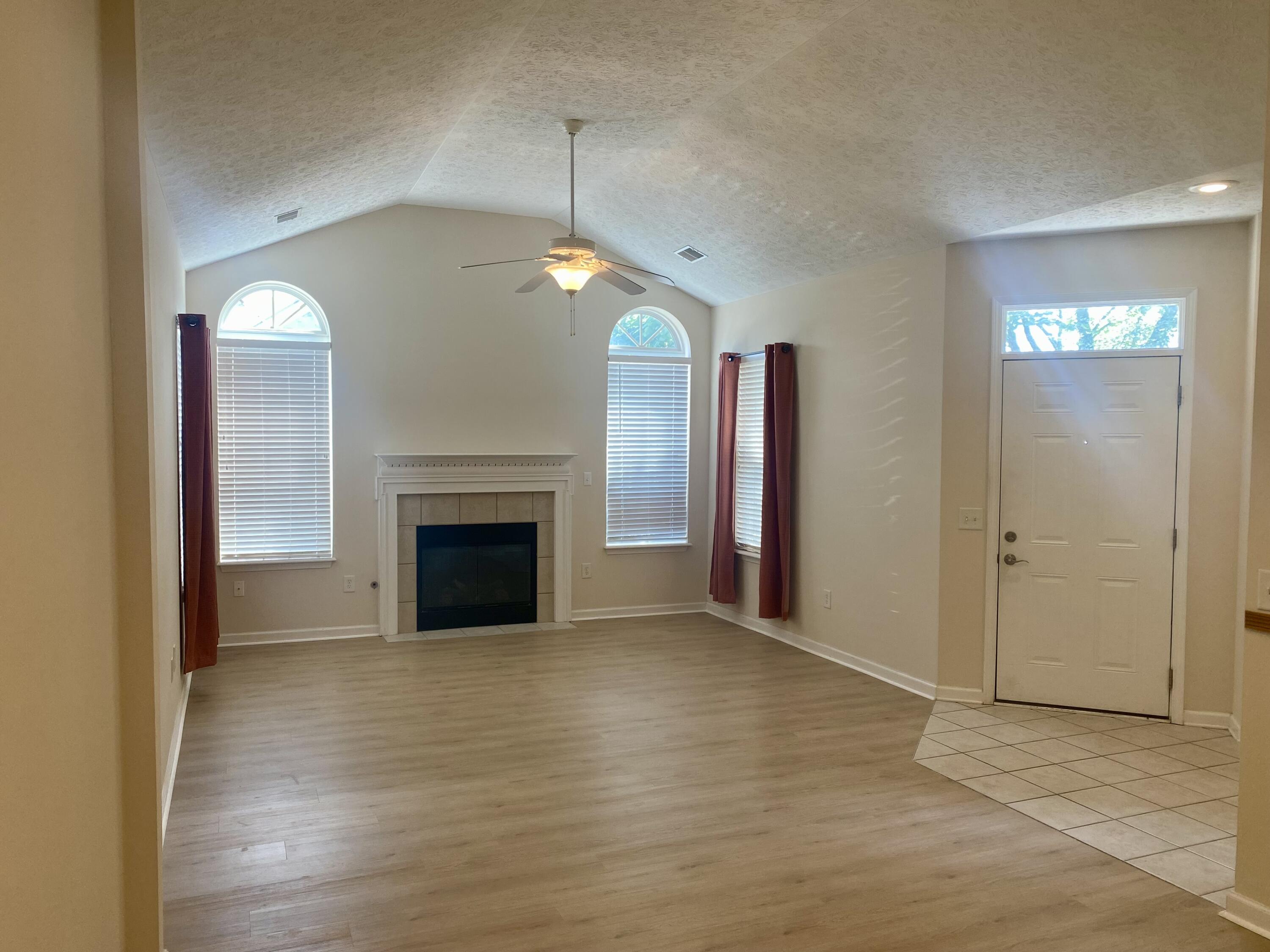 110 Academy Drive Property Photo 11